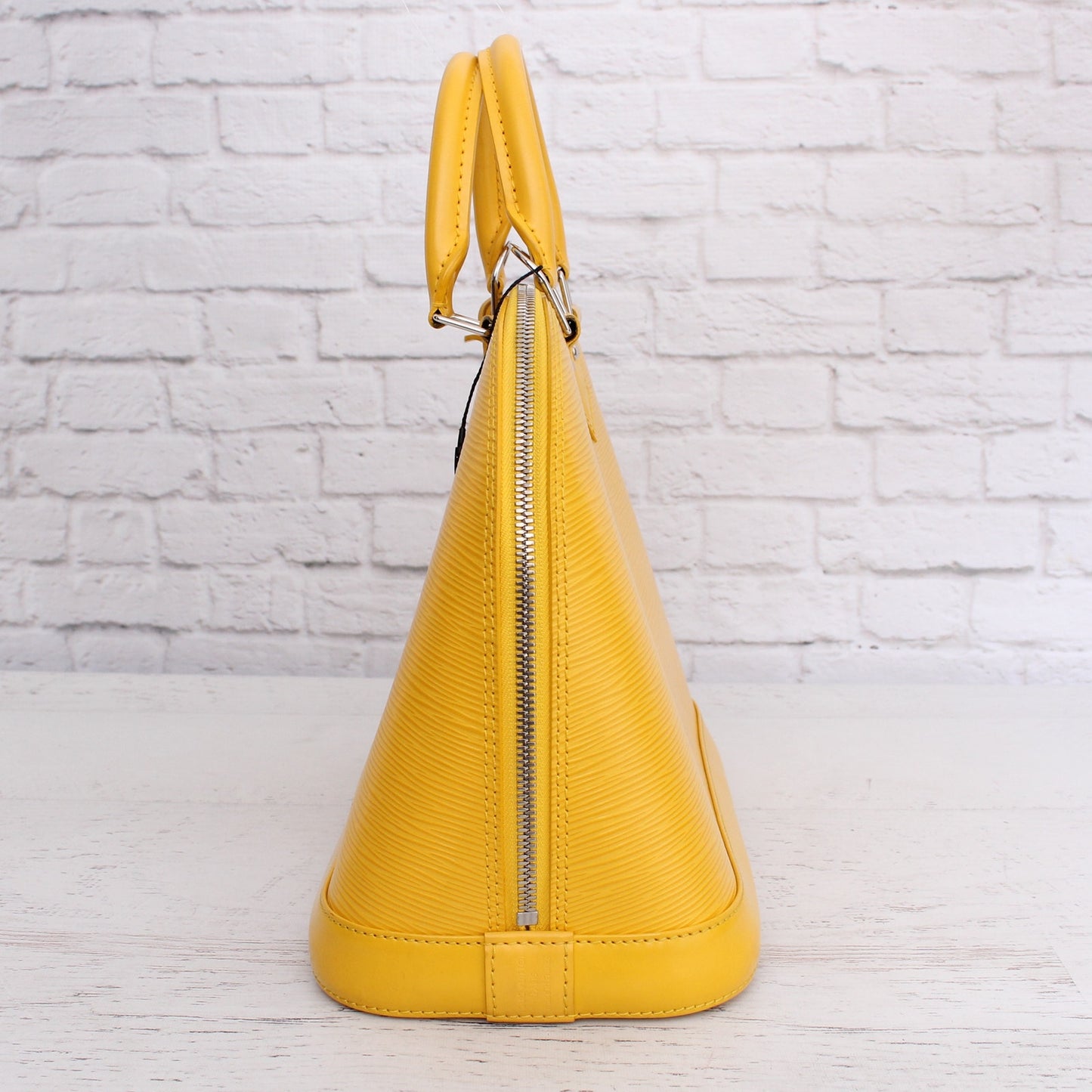 Louis Vuitton Alma PM Yellow Epi Satchel Leather Handbag Tote Purse A5470