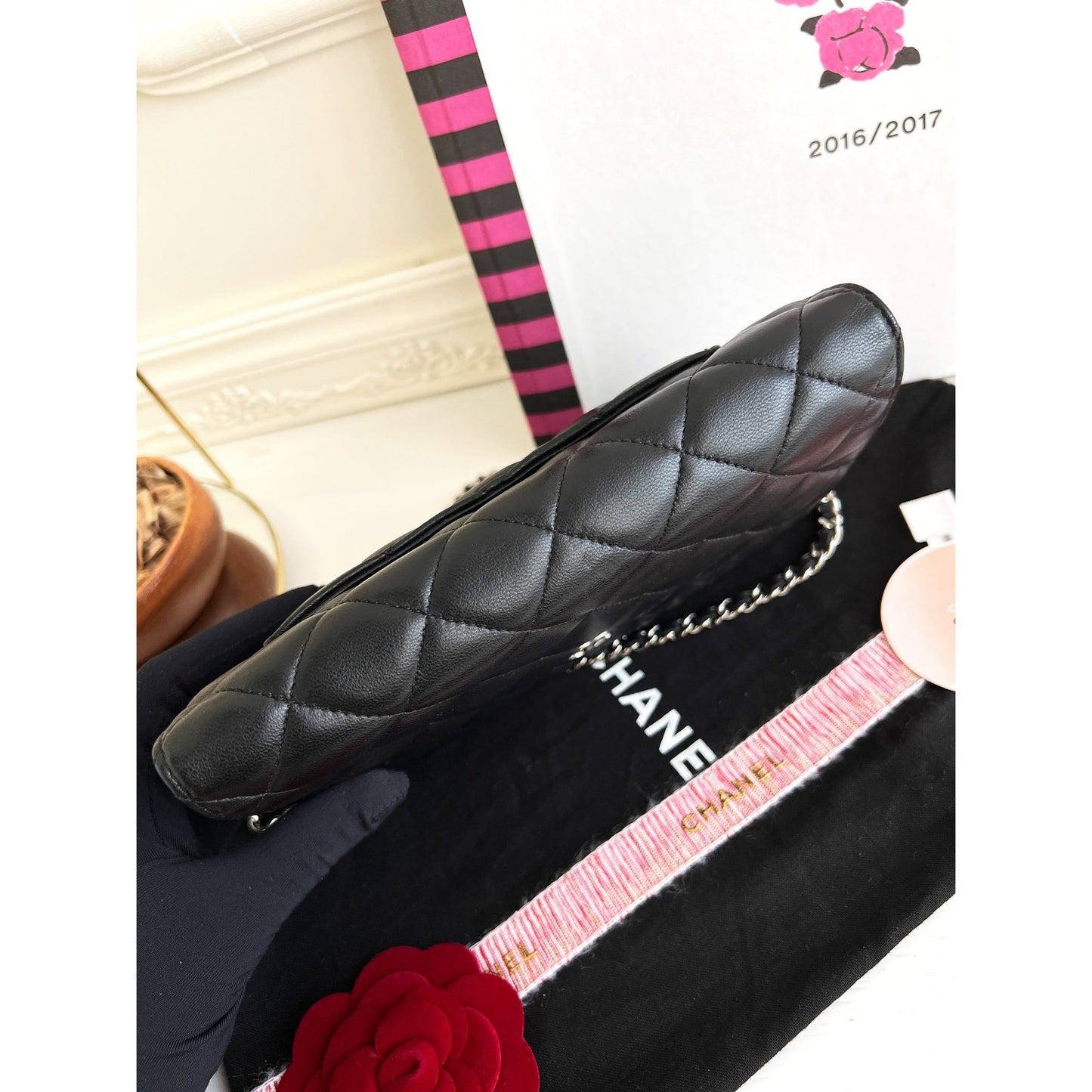 Authentic Chanel Woc Lambskin Crossbody Black Leather Clutch Chain Bag