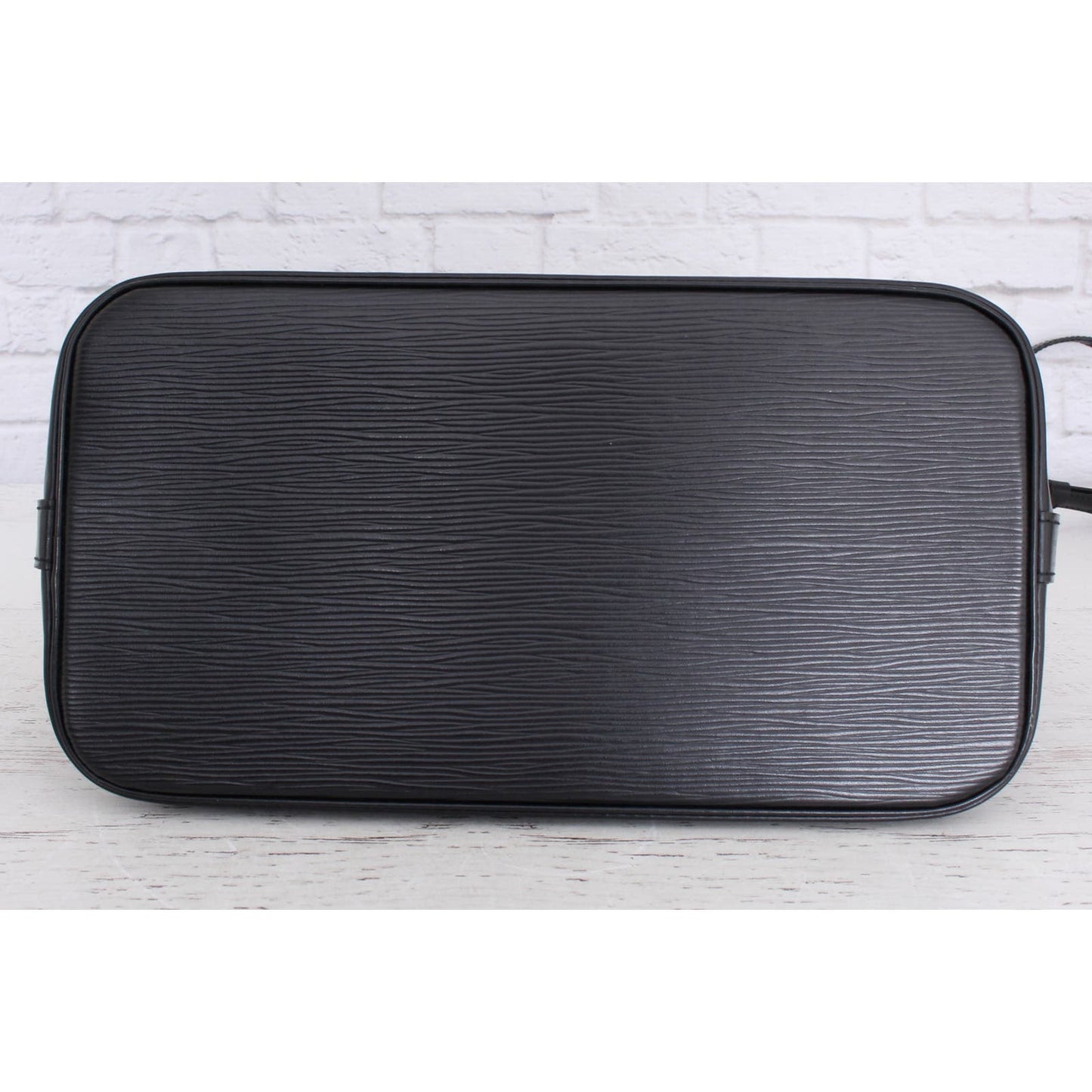 Louis Vuitton Alma MM Black Epi Satchel Crossbody