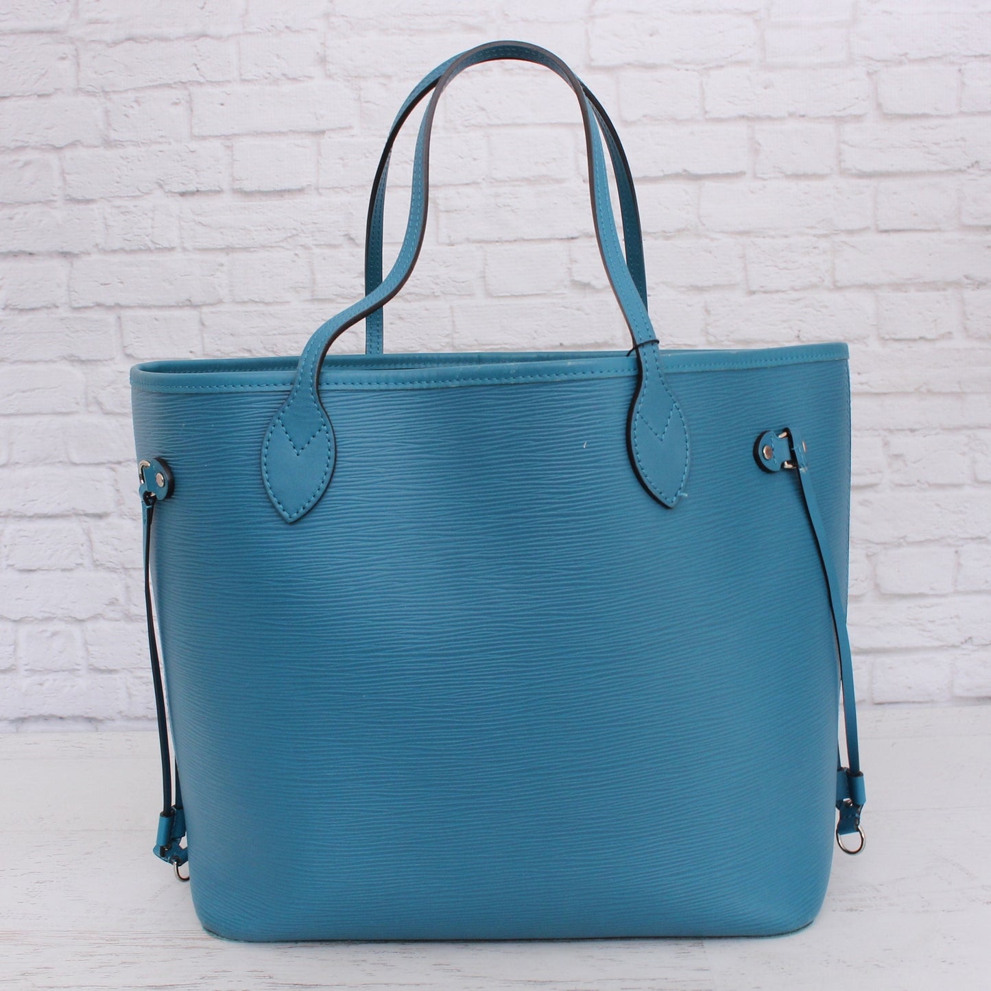 Louis Vuitton Neverfull MM Cyan Epi Tote Blue Leather Shoulder Handbag A4712