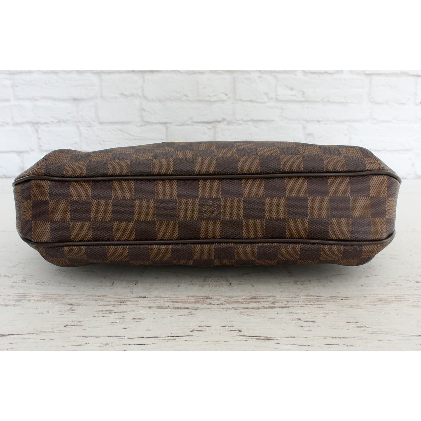 Louis Vuitton Thames PM Damier Ebene