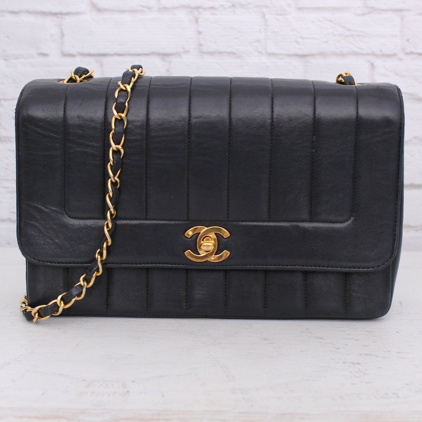 Chanel Diana Vertical Stitch Flap Black Lambskin Crossbody Shoulder Bag A4414