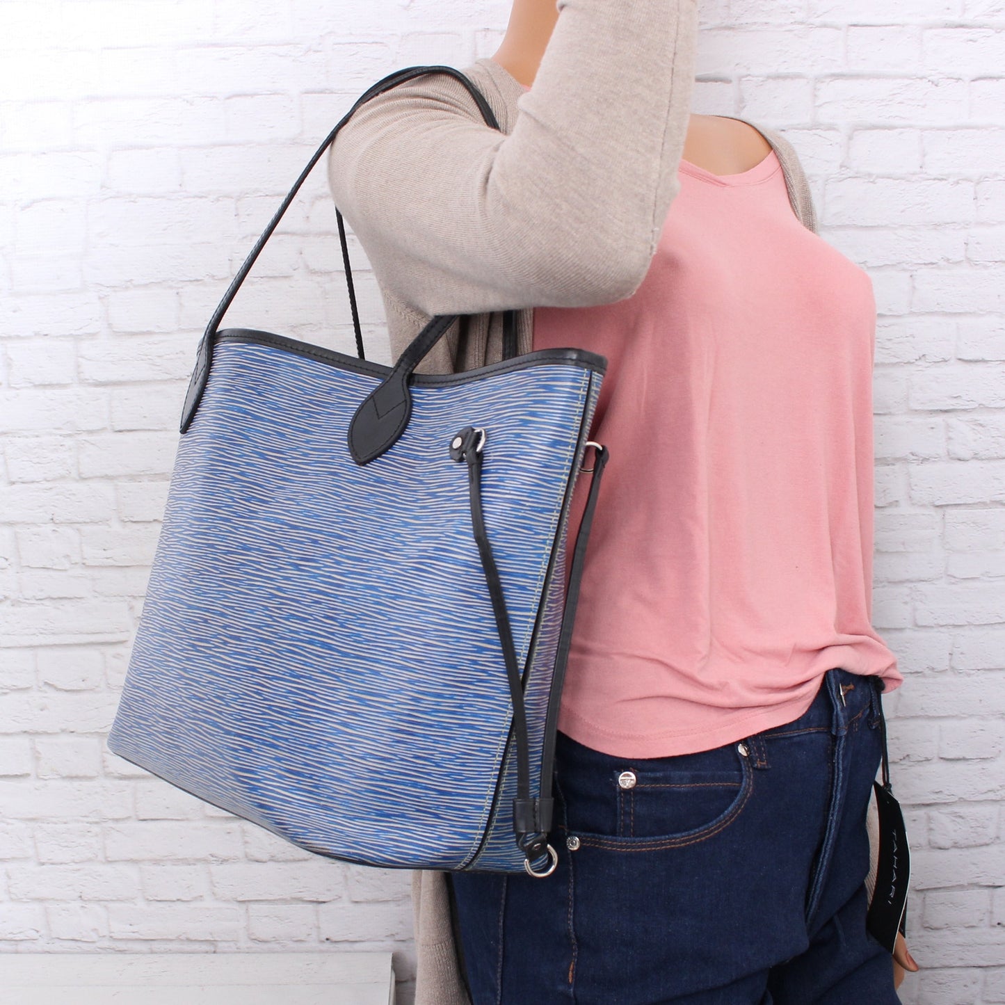 Louis Vuitton Neverfull MM Denim Epi Tote Blue Leather Shoulder Handbag A4289