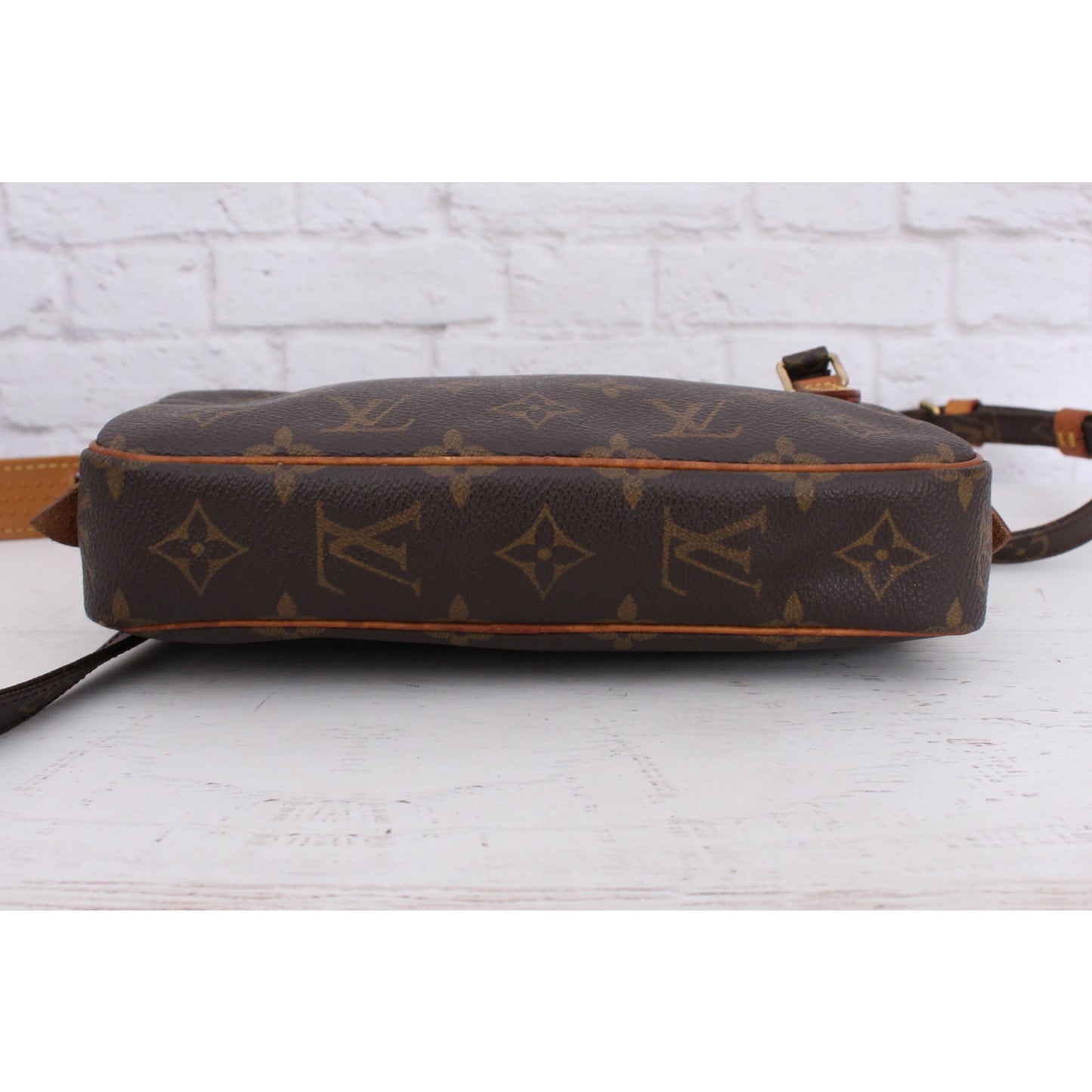 Louis Vuitton Marly Bandouliere Monogram Crossbody Purse Leather Handbag A4314