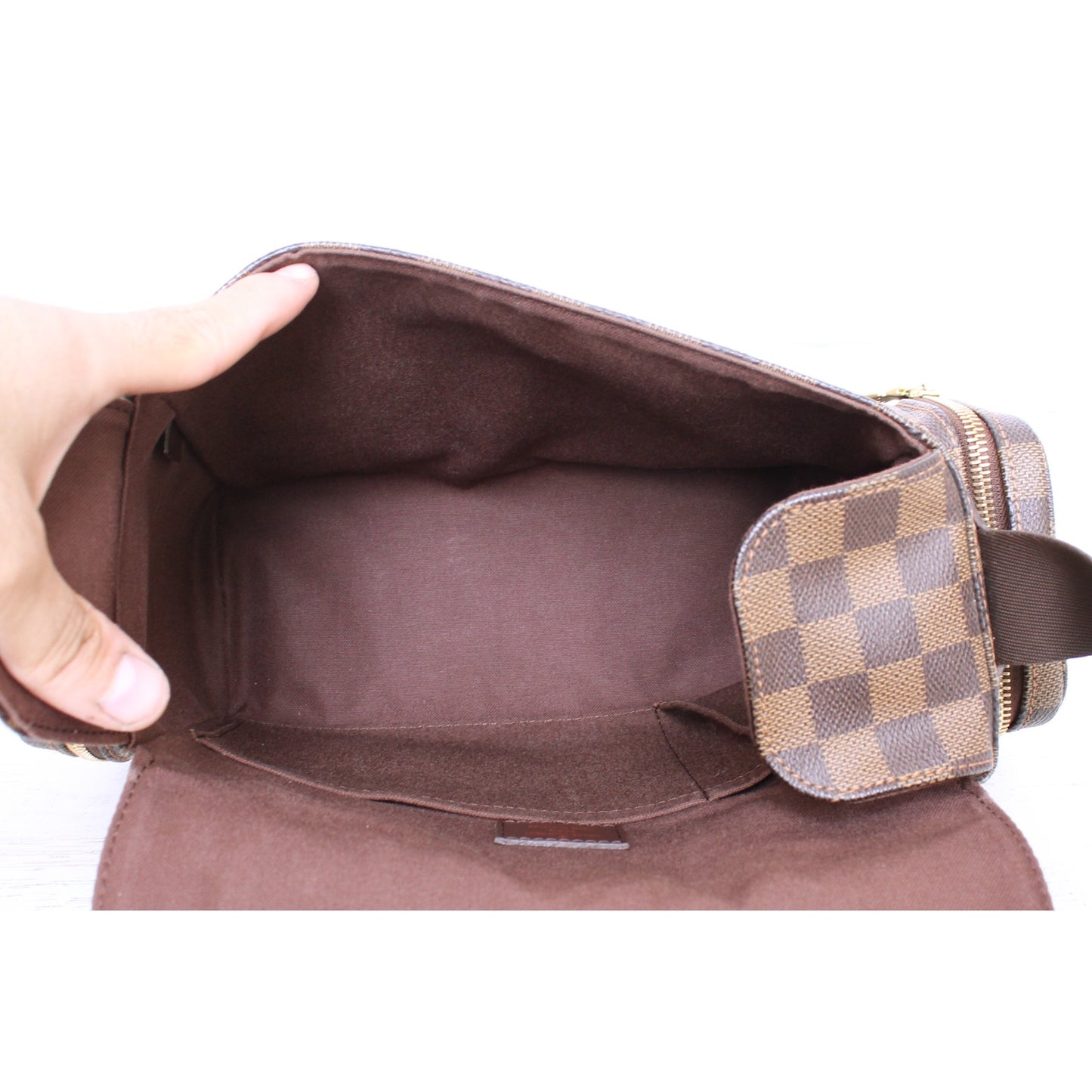 Louis Vuitton Melville Reporter Damier Ebene Crossbody Shoulder Messenger A2910