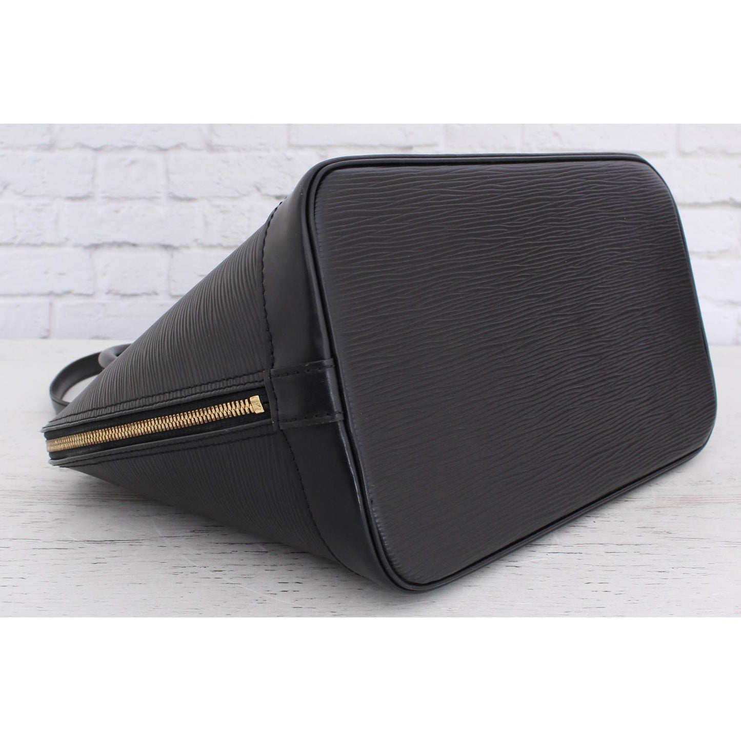 Louis Vuitton Alma MM Black Epi Satchel Crossbody
