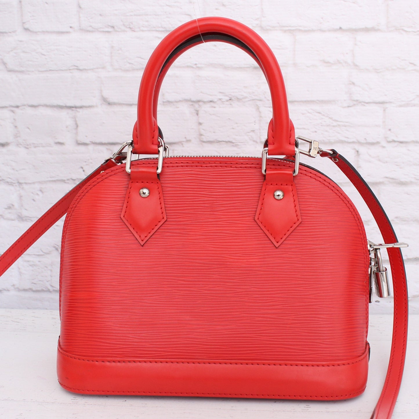 Louis Vuitton Alma BB Red Epi Crossbody Leather Satchel Handbag A2717