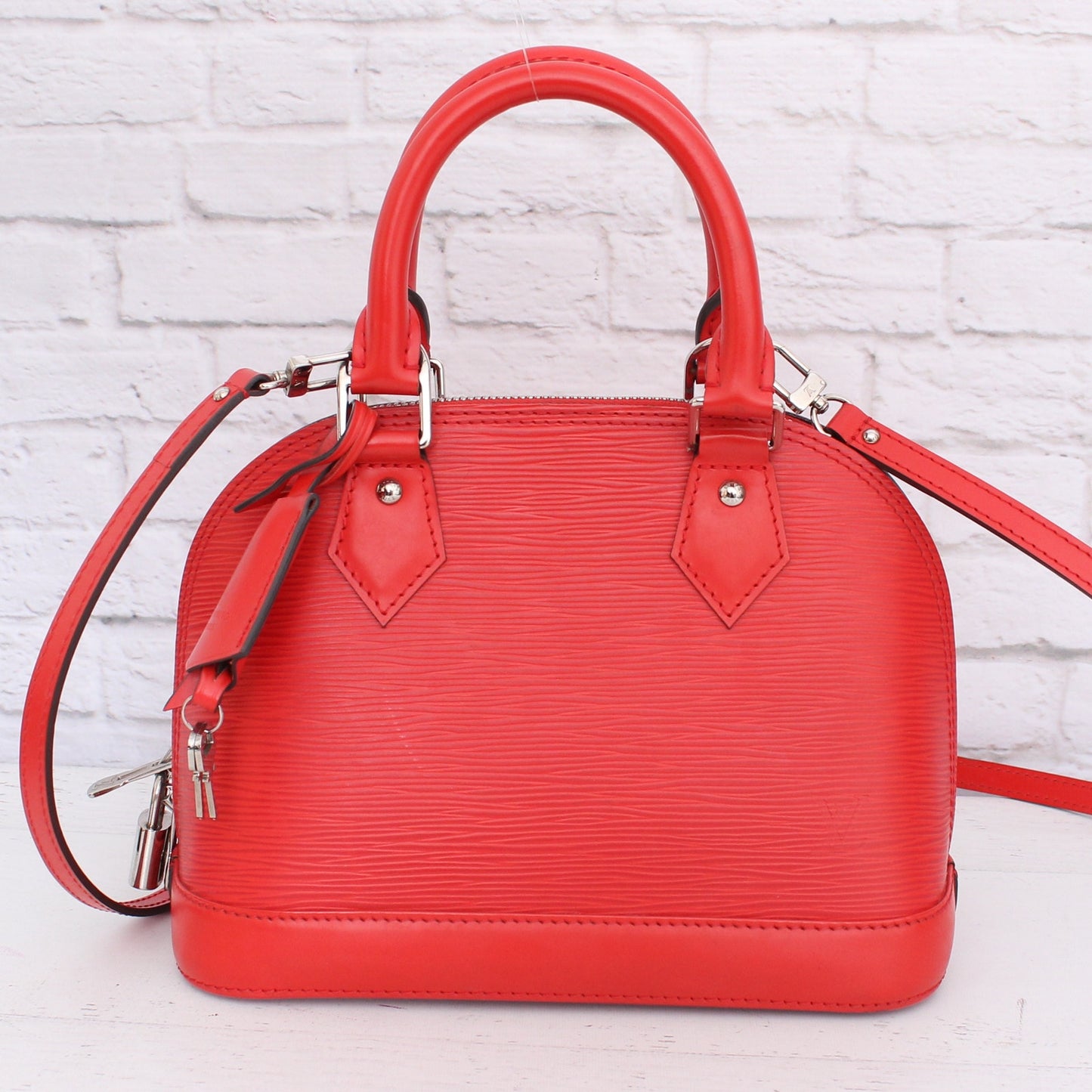 Louis Vuitton Alma BB Red Epi Crossbody Leather Satchel Handbag A2717