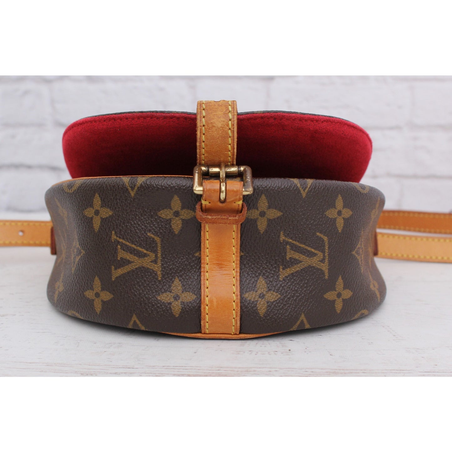 Louis Vuitton Tambourine Monogram Crossbody Shoulder Handbag Brown Leather A5650