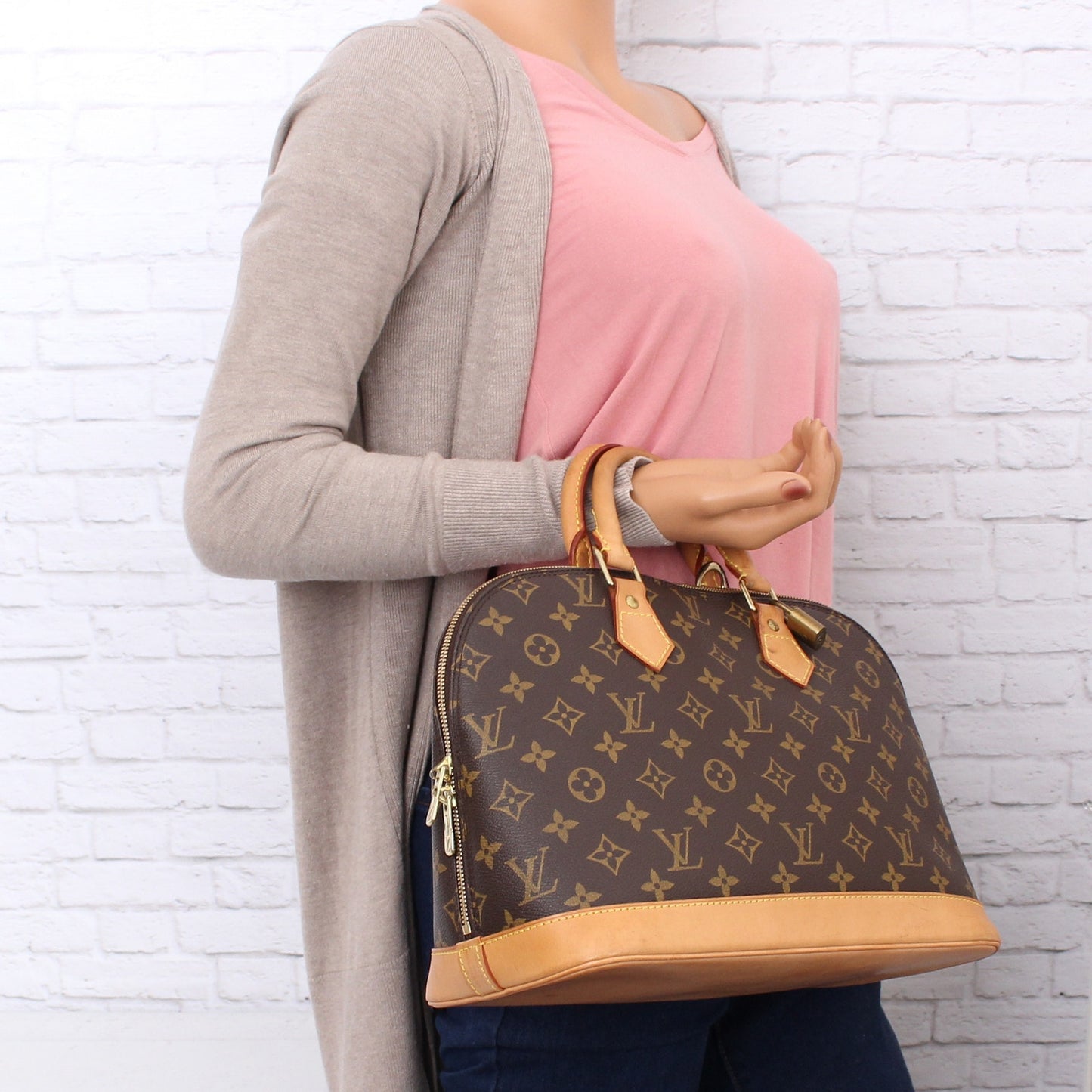 Louis Vuitton Alma MM Monogram Satchel Brown Leather Handbag Tote Purse A5092