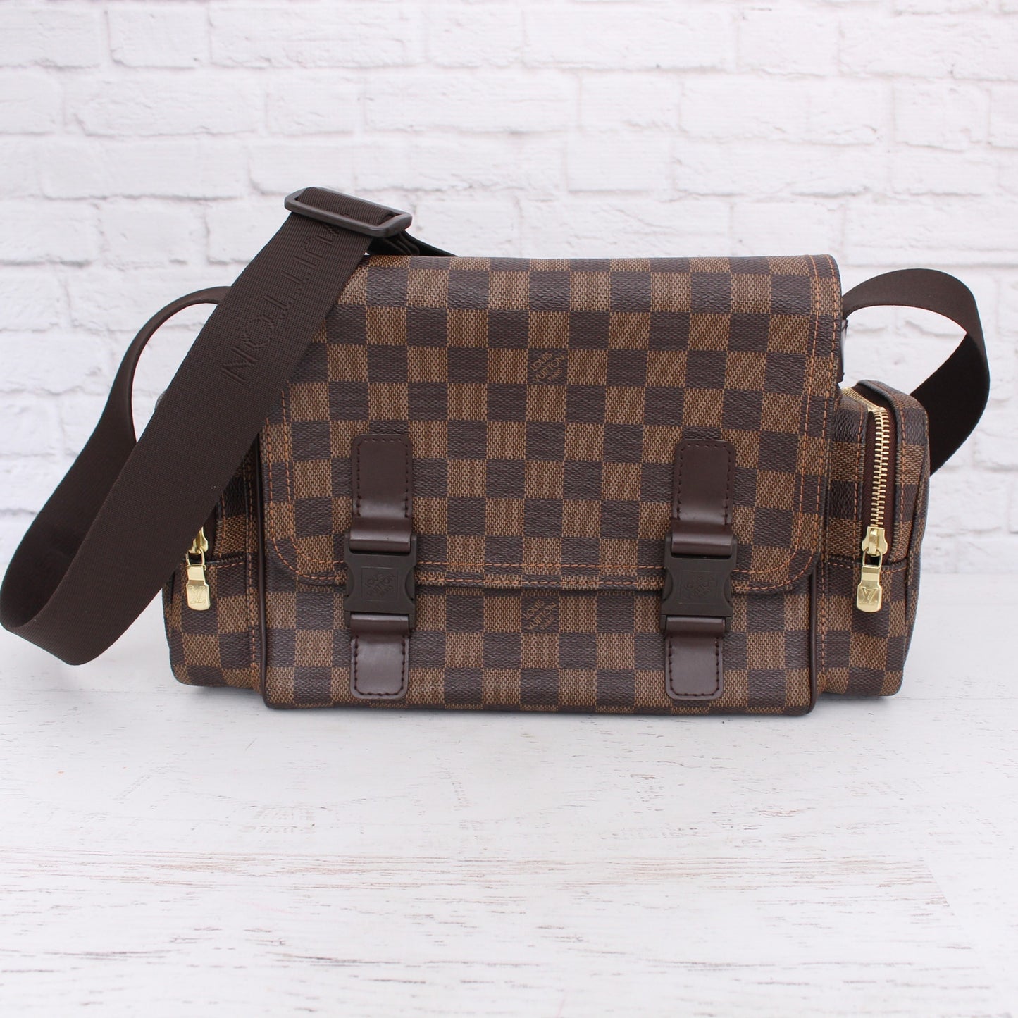 Louis Vuitton Melville Reporter Damier Ebene Crossbody Shoulder Messenger A2910