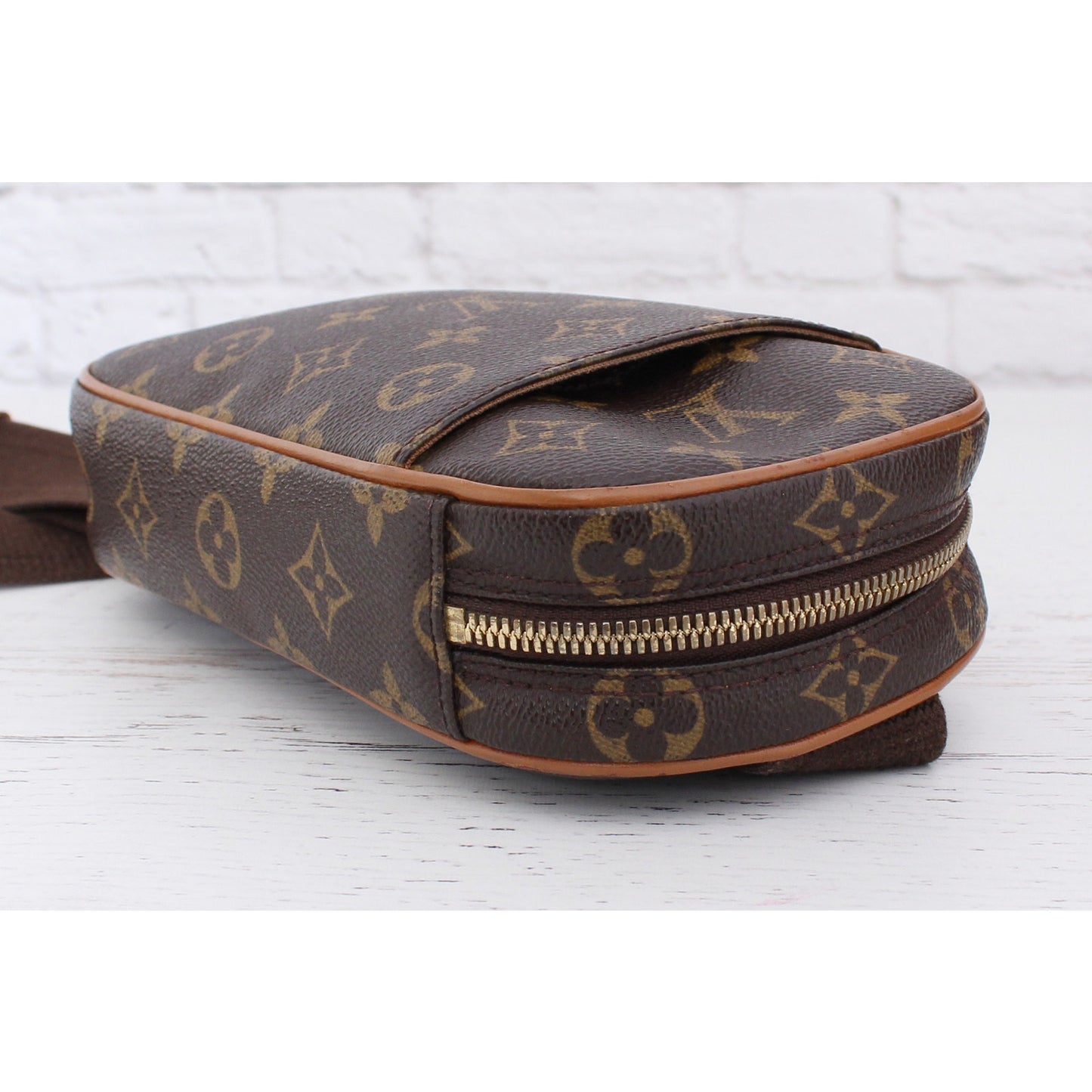 Louis Vuitton Pochette Gange Monogram Bumbag Belt Waist Crossbody Pouch