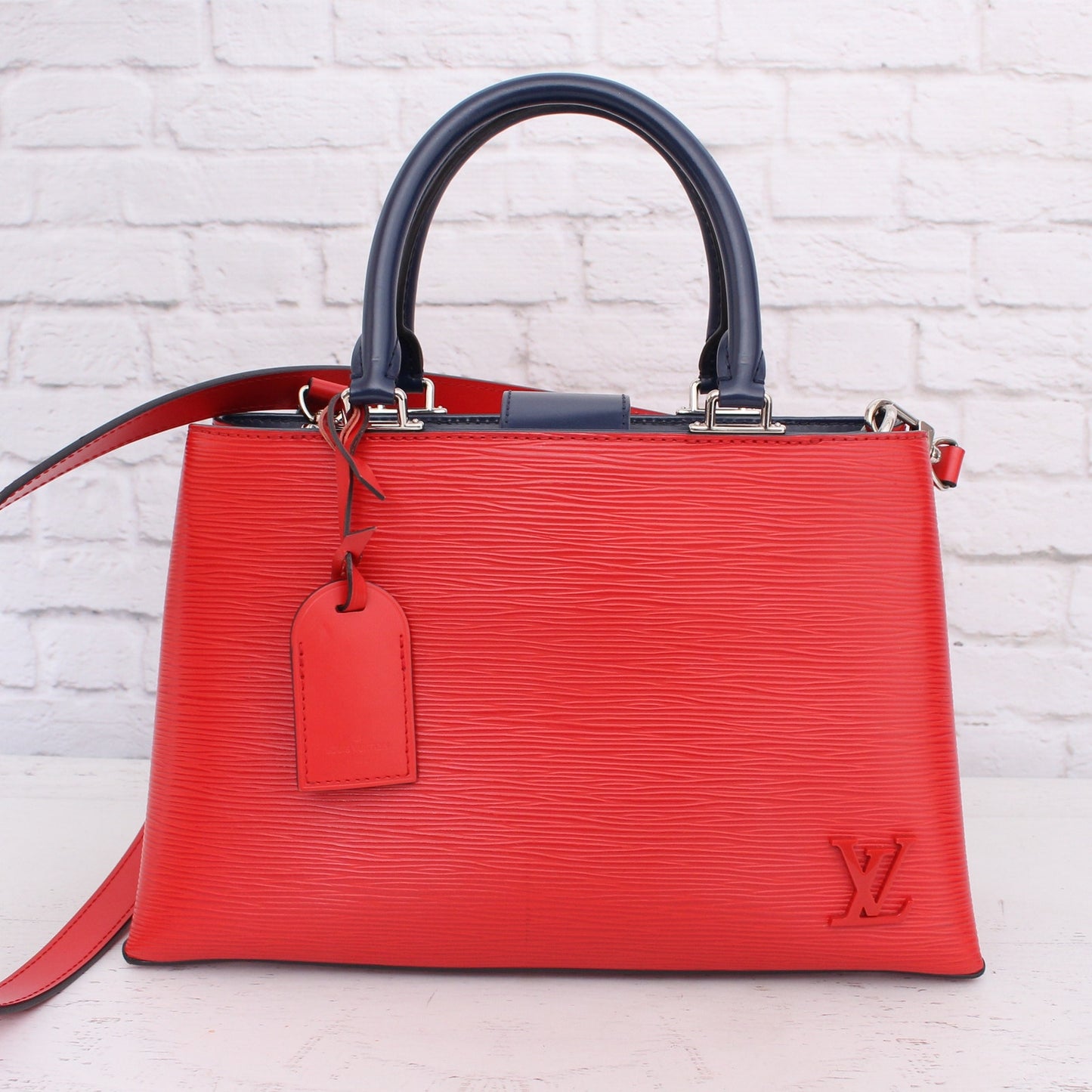 Louis Vuitton Kleber PM Red Epi Satchel Crossbody Handbag Purse Tote A3488