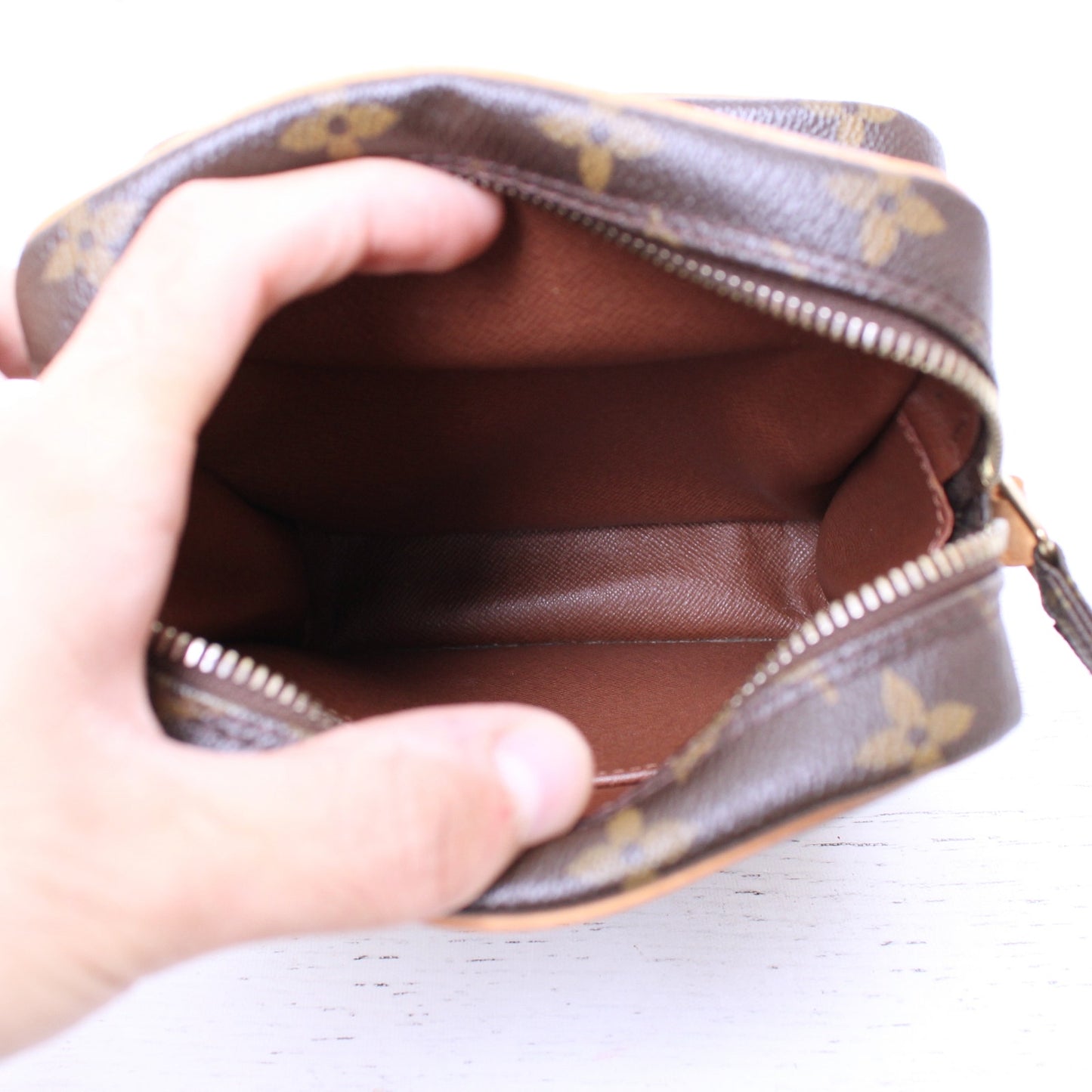 Louis Vuitton Amazon Crossbody Monogram Shoulder Bag Leather Small Purse A4067