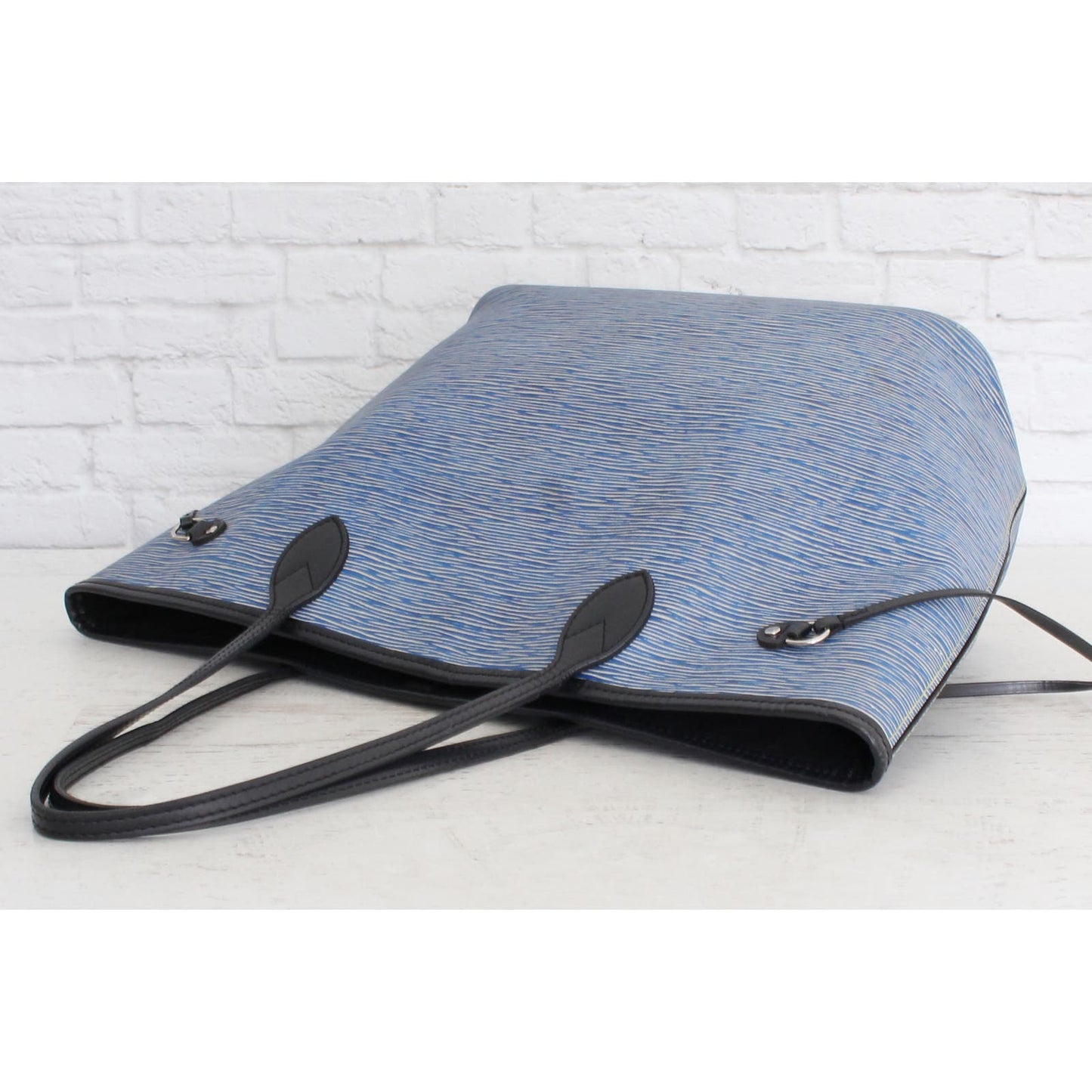 Louis Vuitton Neverfull MM Denim Epi Tote Cherry Blue Leather Shoulder