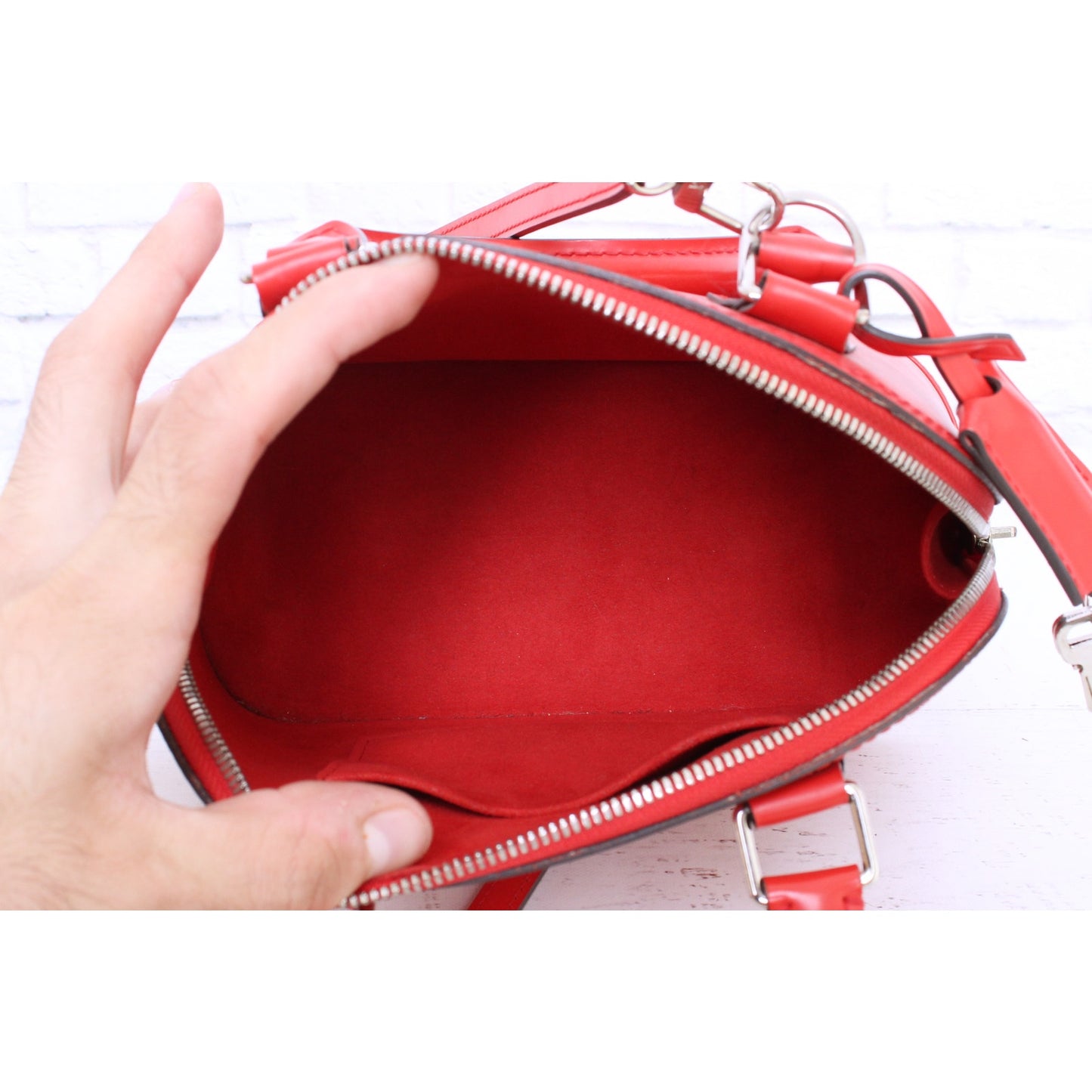 Louis Vuitton Alma BB Red Epi Crossbody Leather Satchel Handbag A2717