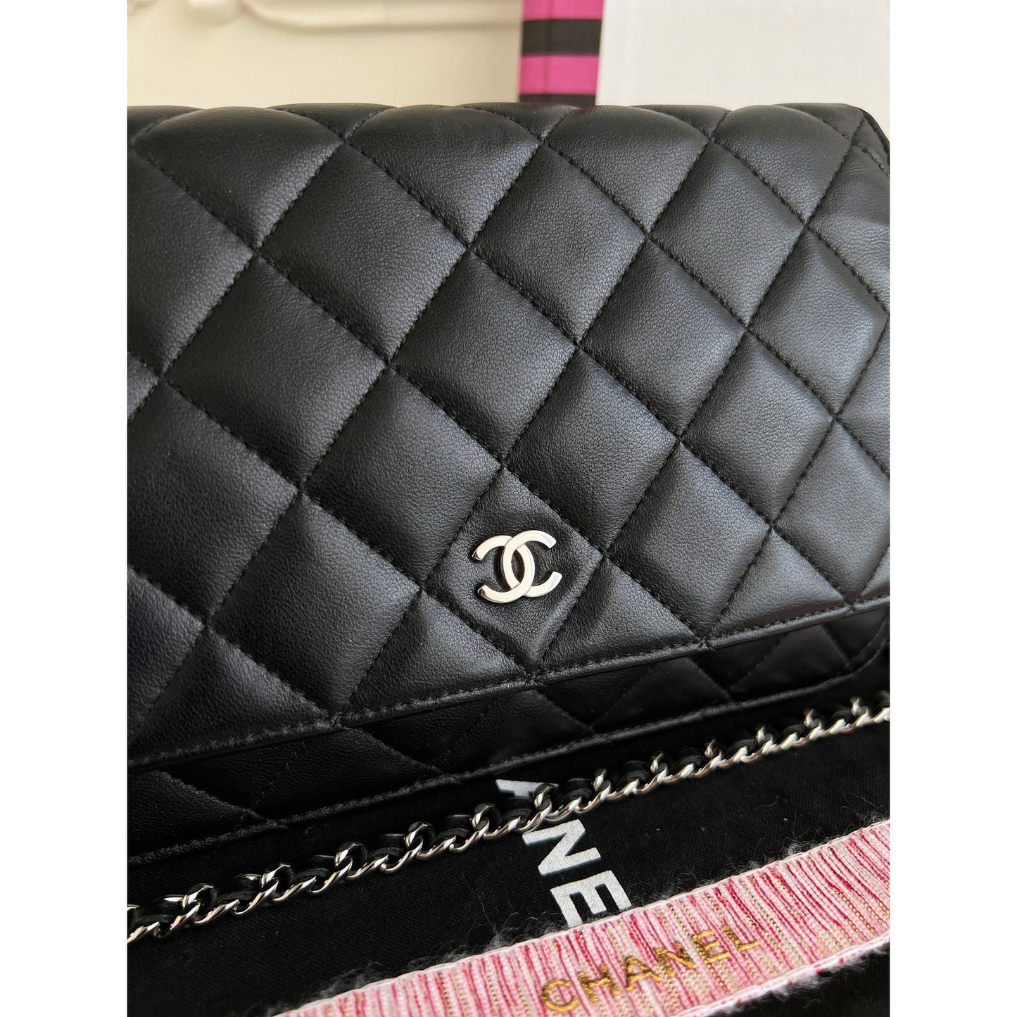 Authentic Chanel Woc Lambskin Crossbody Black Leather Clutch Chain Bag