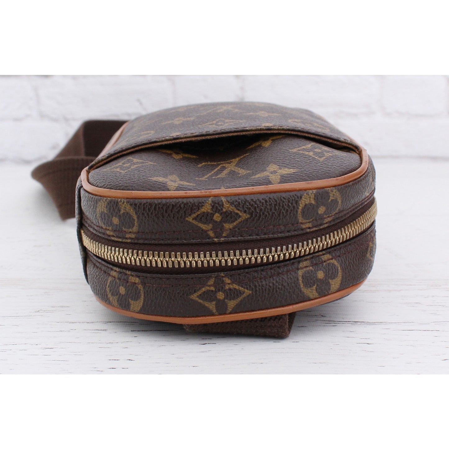 Louis Vuitton Pochette Gange Monogram Bumbag Belt Waist Crossbody Pouch