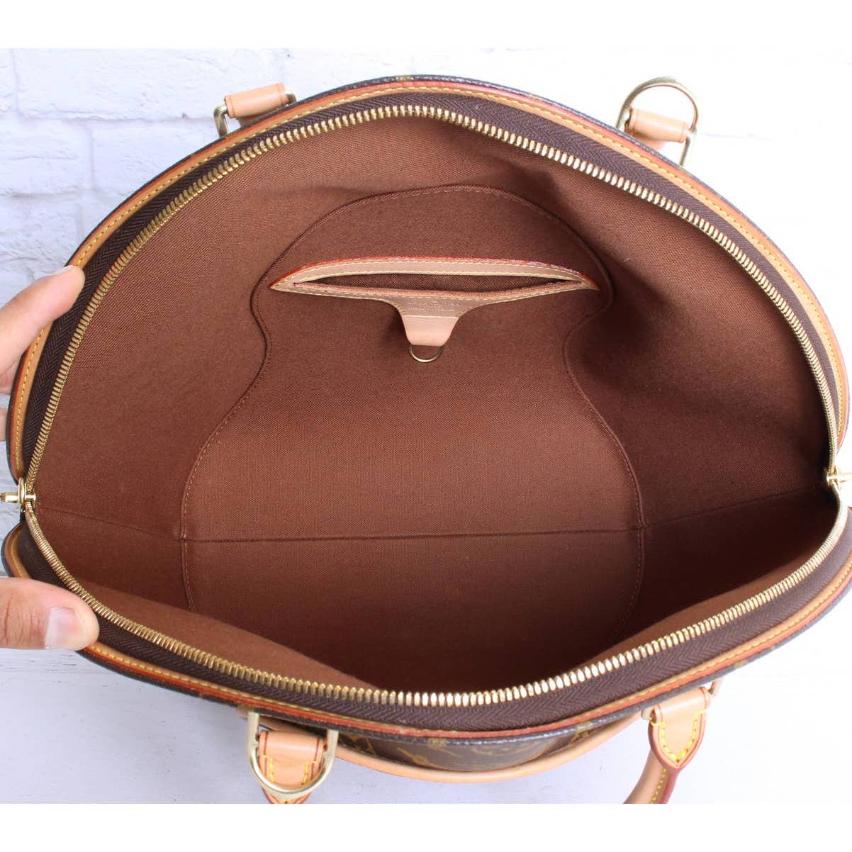 Louis Vuitton Ellipse MM Monogram Satchel Large