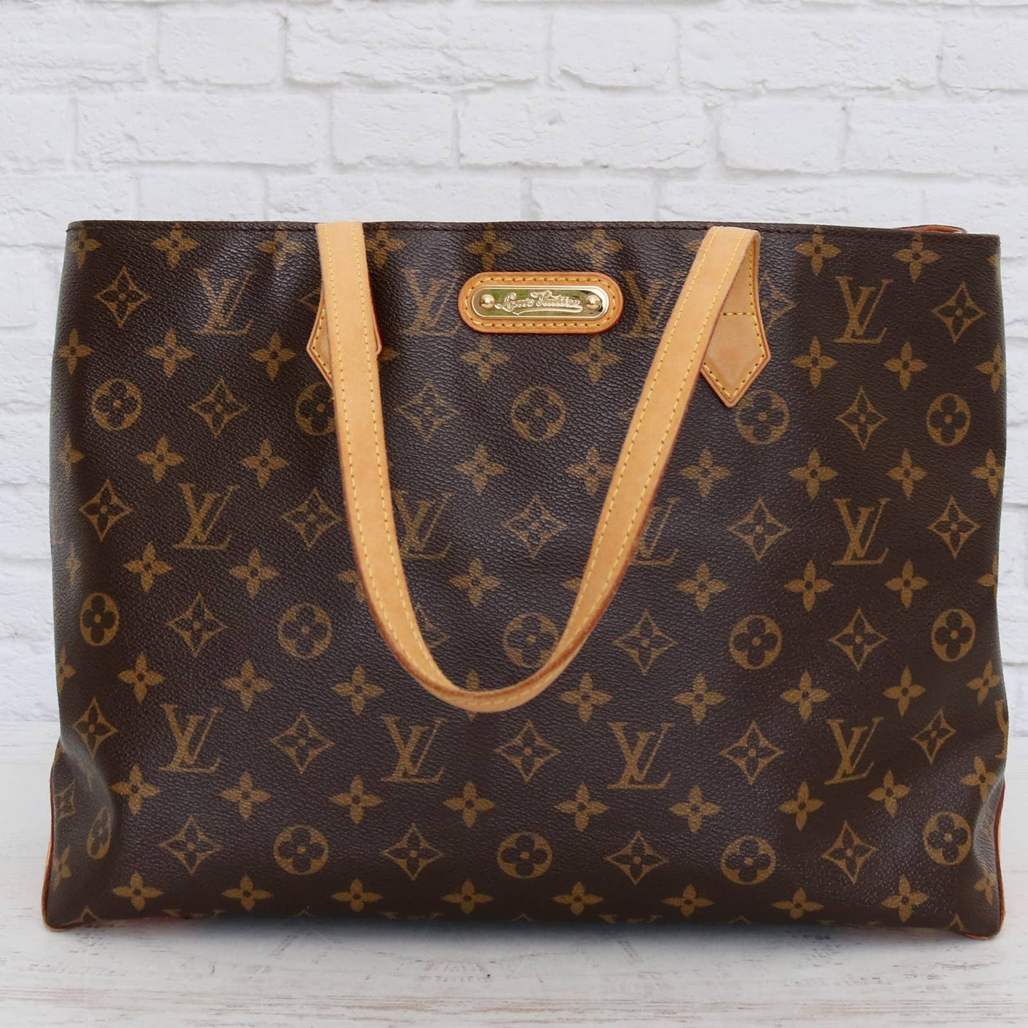 Louis Vuitton Wilshire MM Monogram Tote