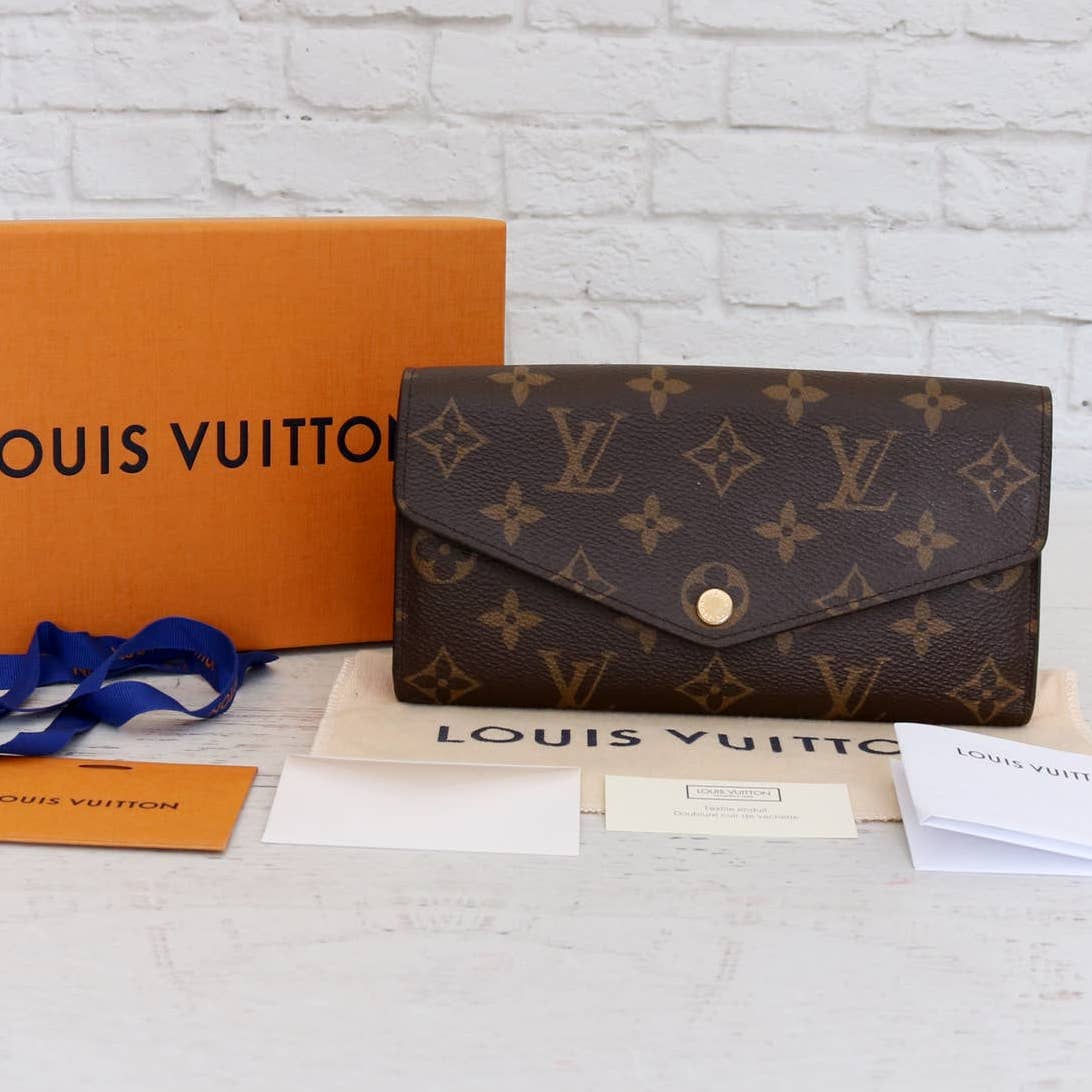 Louis Vuitton Sarah Wallet Monogram Leather Card Brown Red Zip Bag Box –  brandedmoda