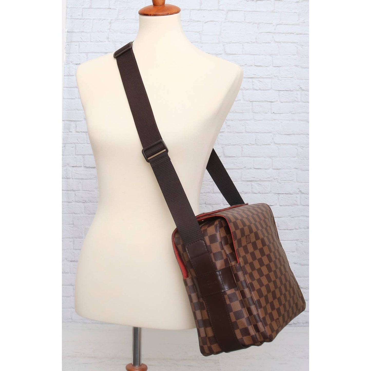 Louis Vuitton Naviglio Damier Ebene Crossbody