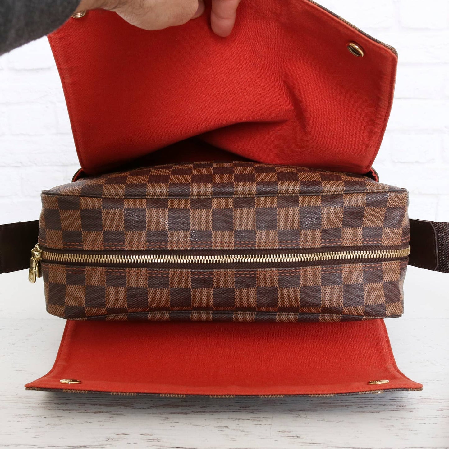 Louis Vuitton Naviglio Damier Ebene Crossbody