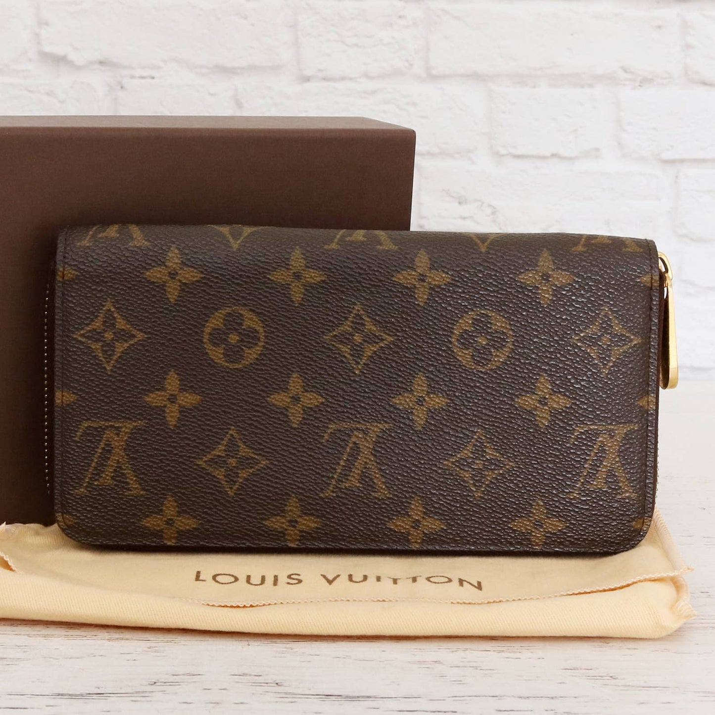 Louis Vuitton Zippy Wallet Monogram Brown