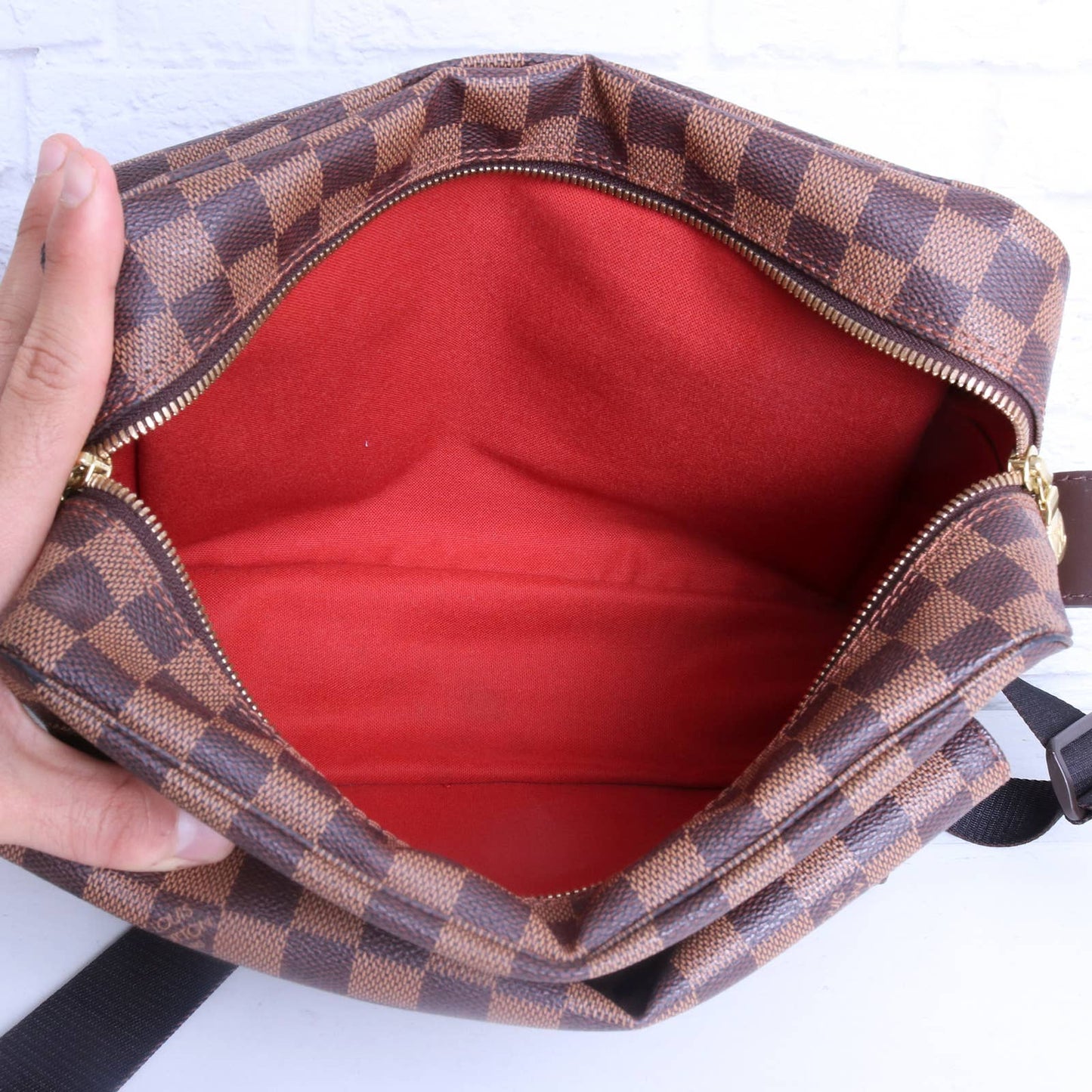 Louis Vuitton Naviglio Damier Ebene Crossbody