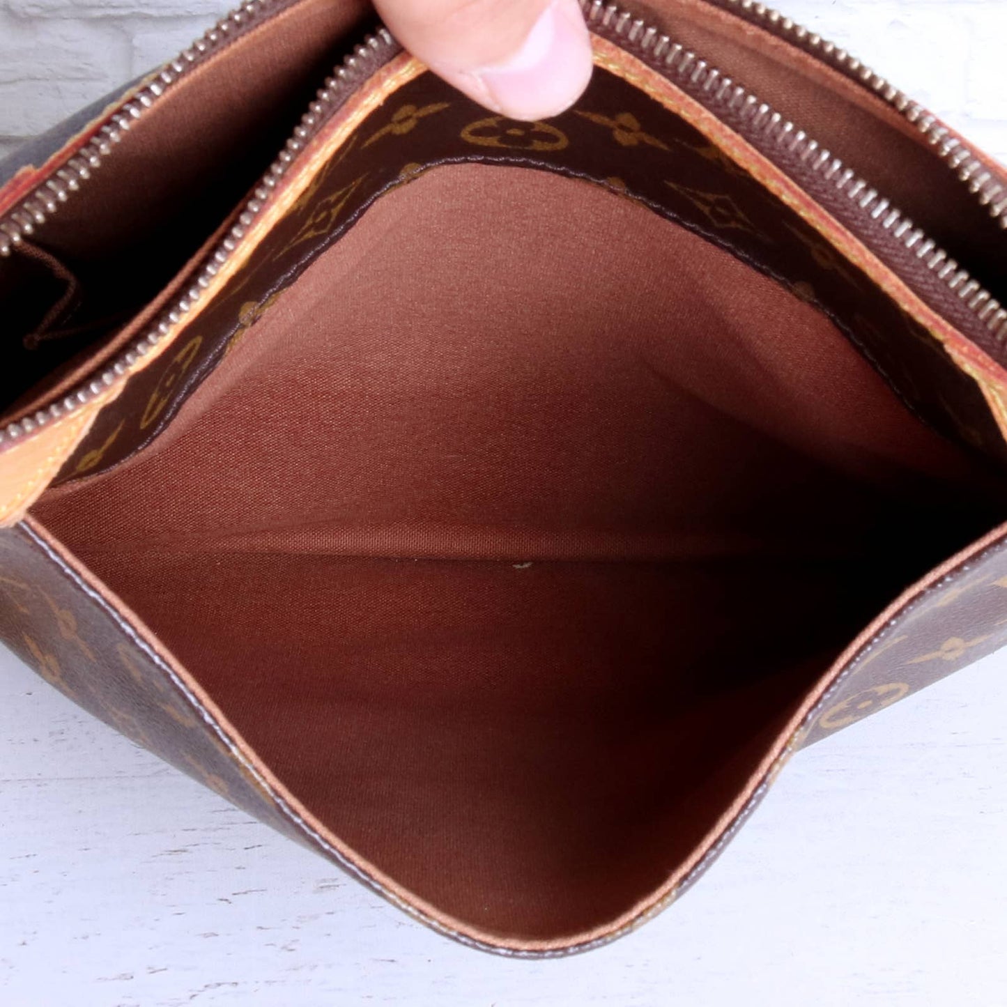 Louis Vuitton Odeon MM Monogram Crossbody