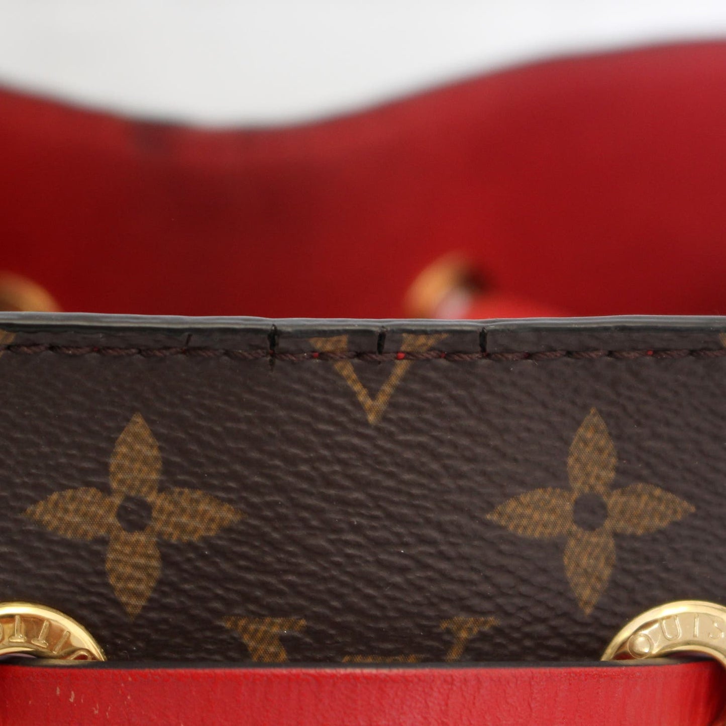 Louis Vuitton NéoNoé MM Monogram Red Poppy Bucket Crossbody