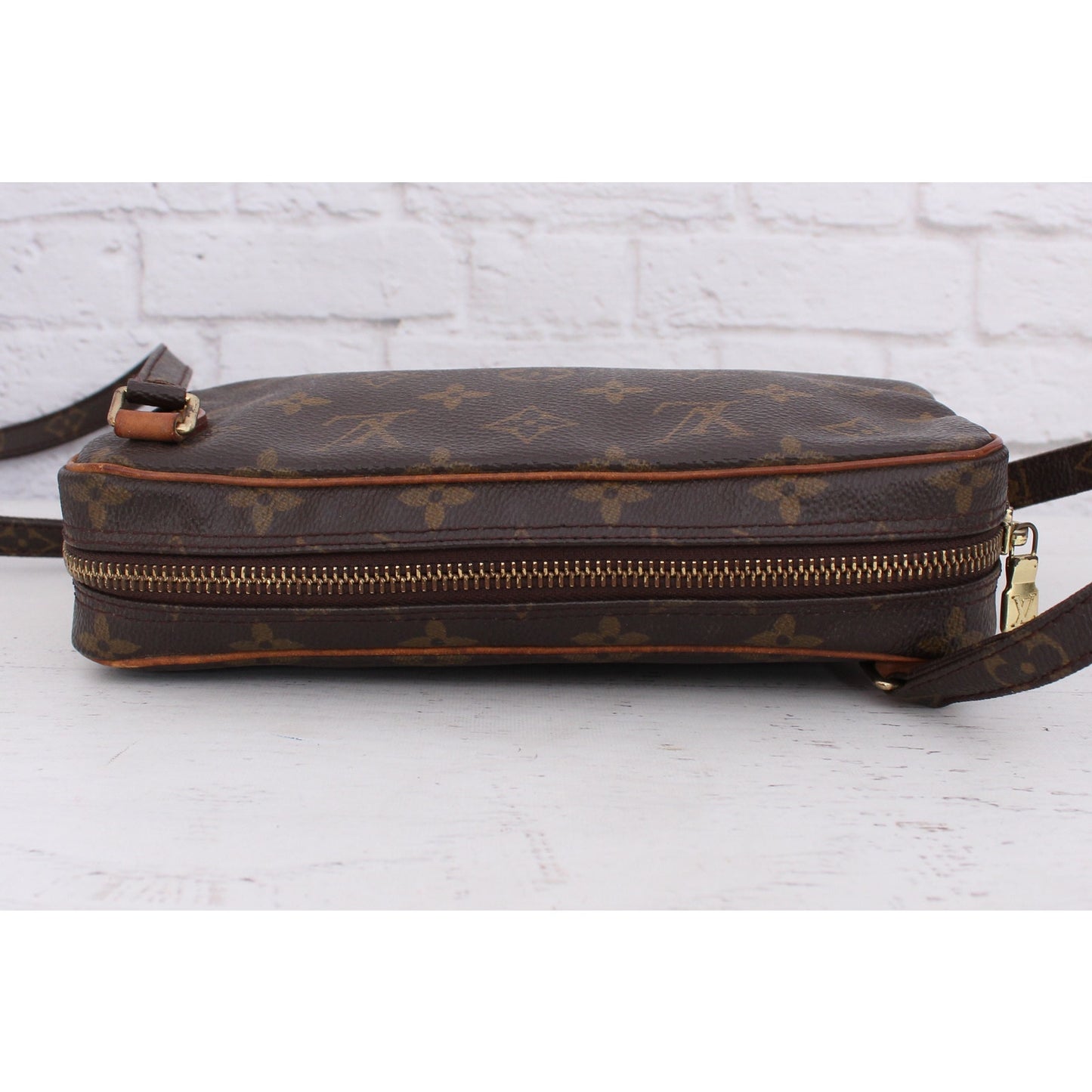 Louis Vuitton Marly Bandouliere Monogram Crossbody Purse Leather Handbag A4314