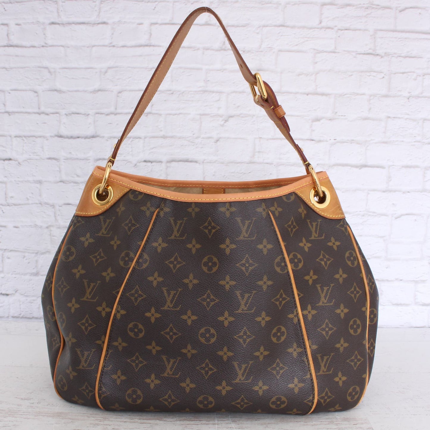 Louis Vuitton Galliera PM Monogram