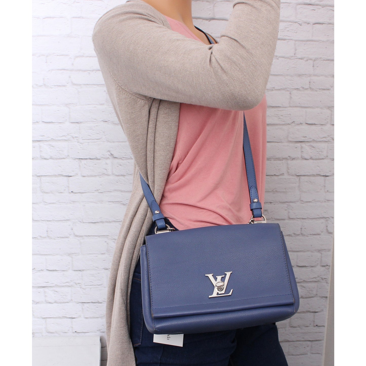 Louis Vuitton Lockme II BB Blue Calfskin Leather Crossbody & Shoulder A5040