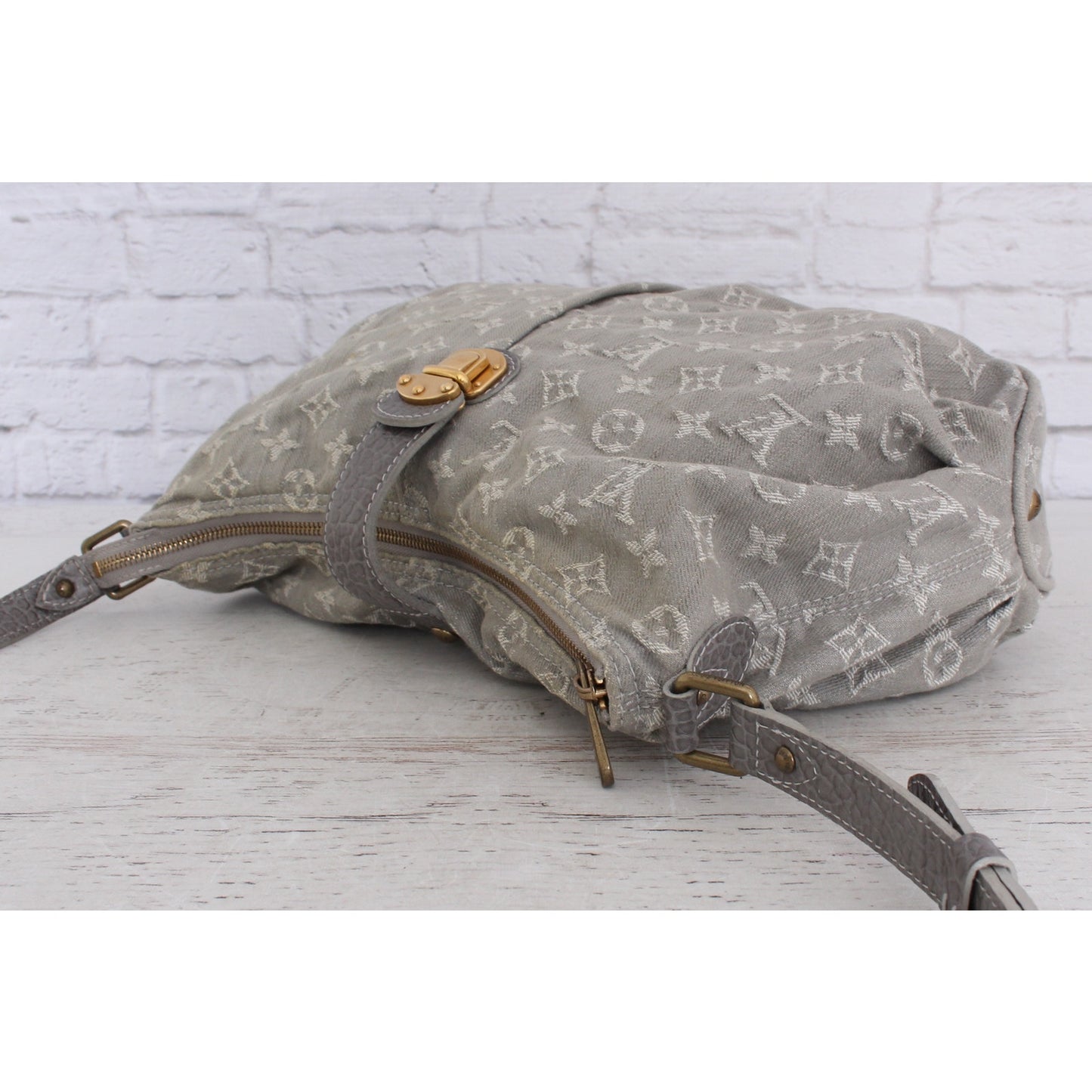 Louis Vuitton Slightly Gray Denim Monogram Crossbody Leather Shoulder