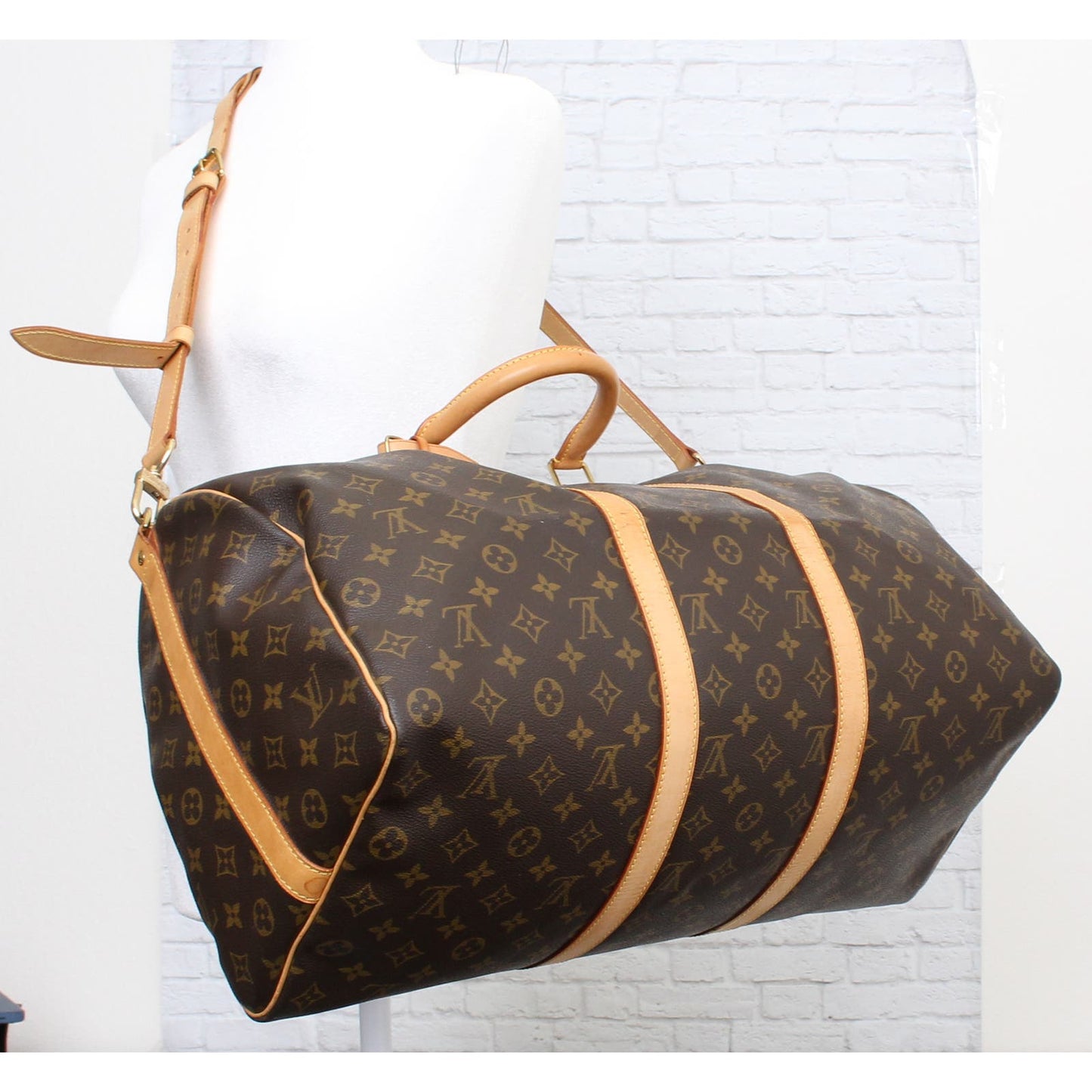 Louis Vuitton Keepall Bandouliere 50 Monogram Duffle with Strap