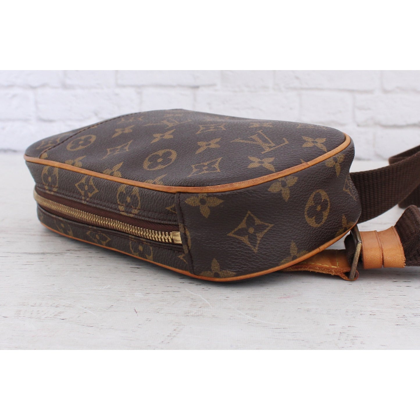 Louis Vuitton Pochette Gange Monogram Bumbag Belt Waist Crossbody Pouch