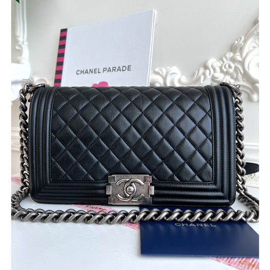 Chanel Old Boy Calfskin Black leather Crossbody Rutinium B0731