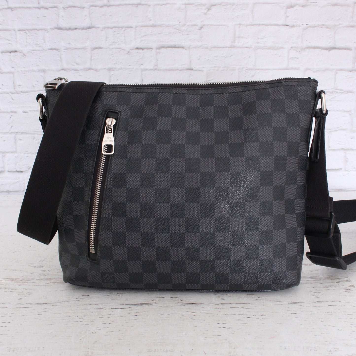 Louis Vuitton Mick PM Damier Graphite Crossbody Gray Shoulder Messenger