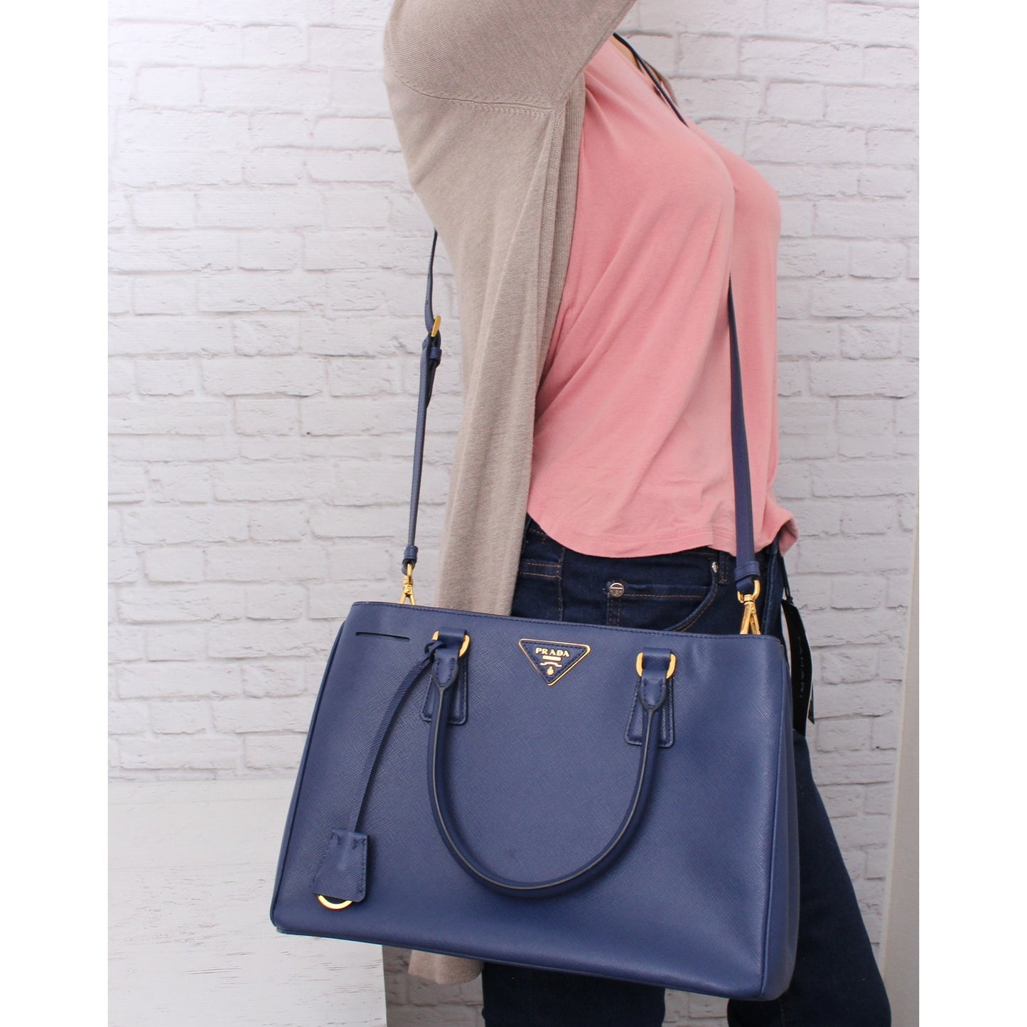 Prada Galliera Blue Saffiano Crossbody Leather Strap Satchel LV Purse A4939