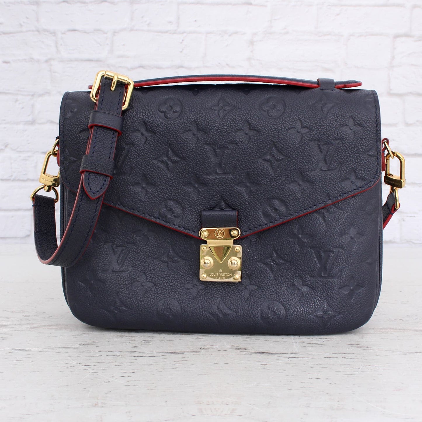 Louis Vuitton Pochette Metis Navy Empreinte Marine Rouge