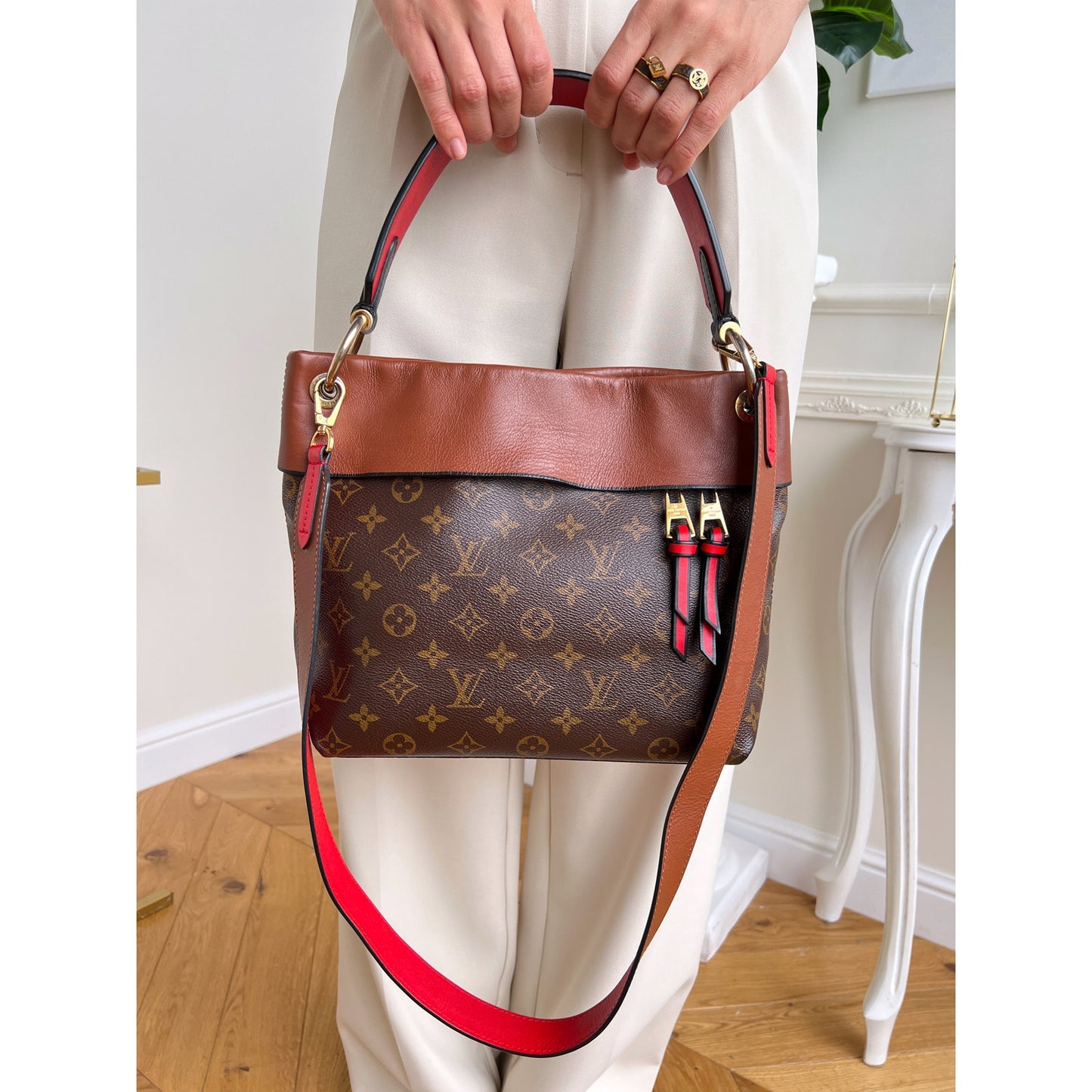 Louis Vuitton Tuileries Besace Monogram Shoulder Brown Satchel Purse