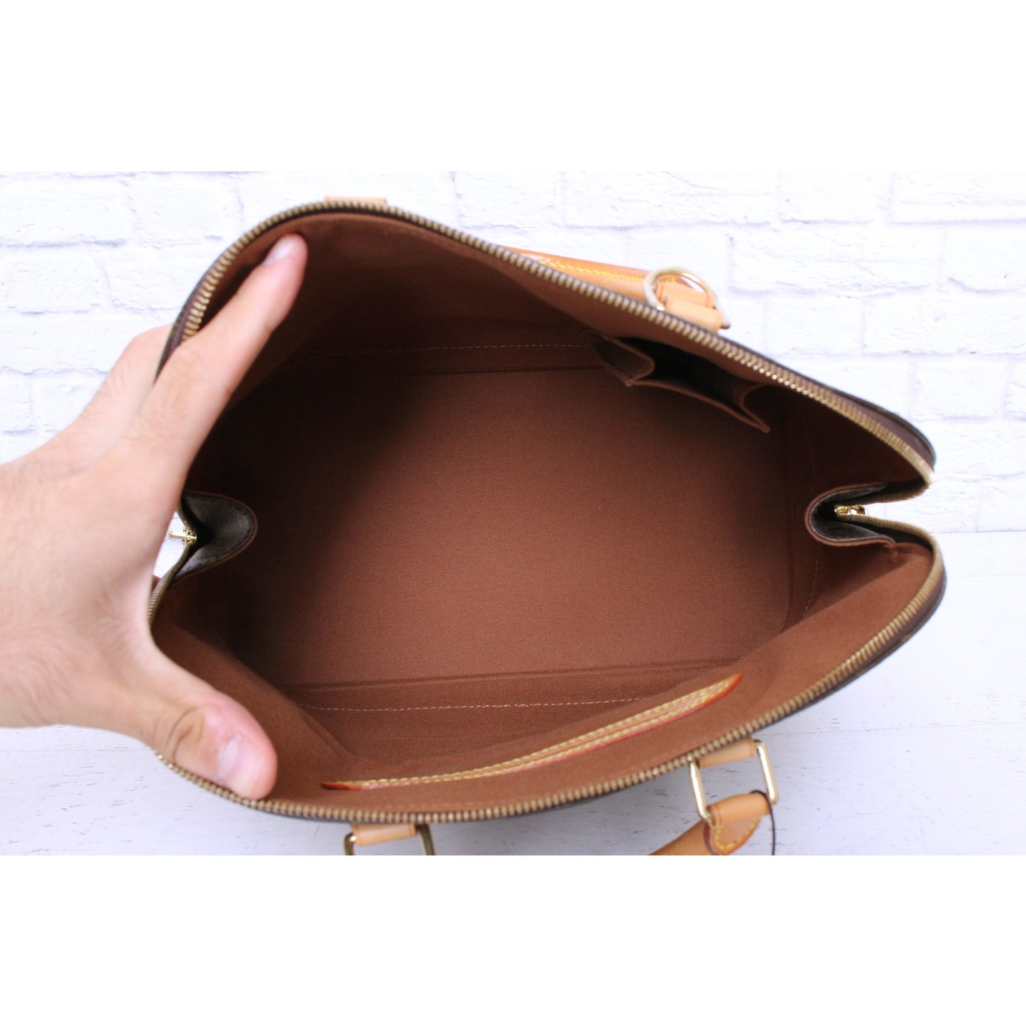 Louis Vuitton Alma MM Monogram Satchel Brown Leather Handbag Tote Purse A5014
