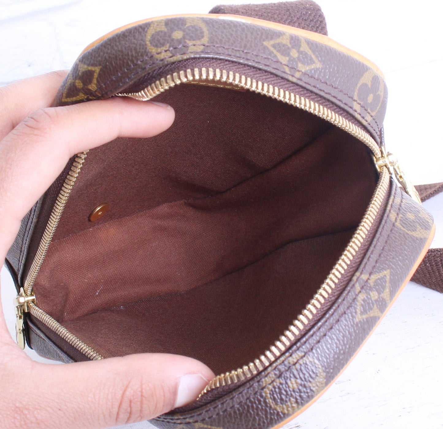 Louis Vuitton Pochette Monogram Bumbag Great Condition