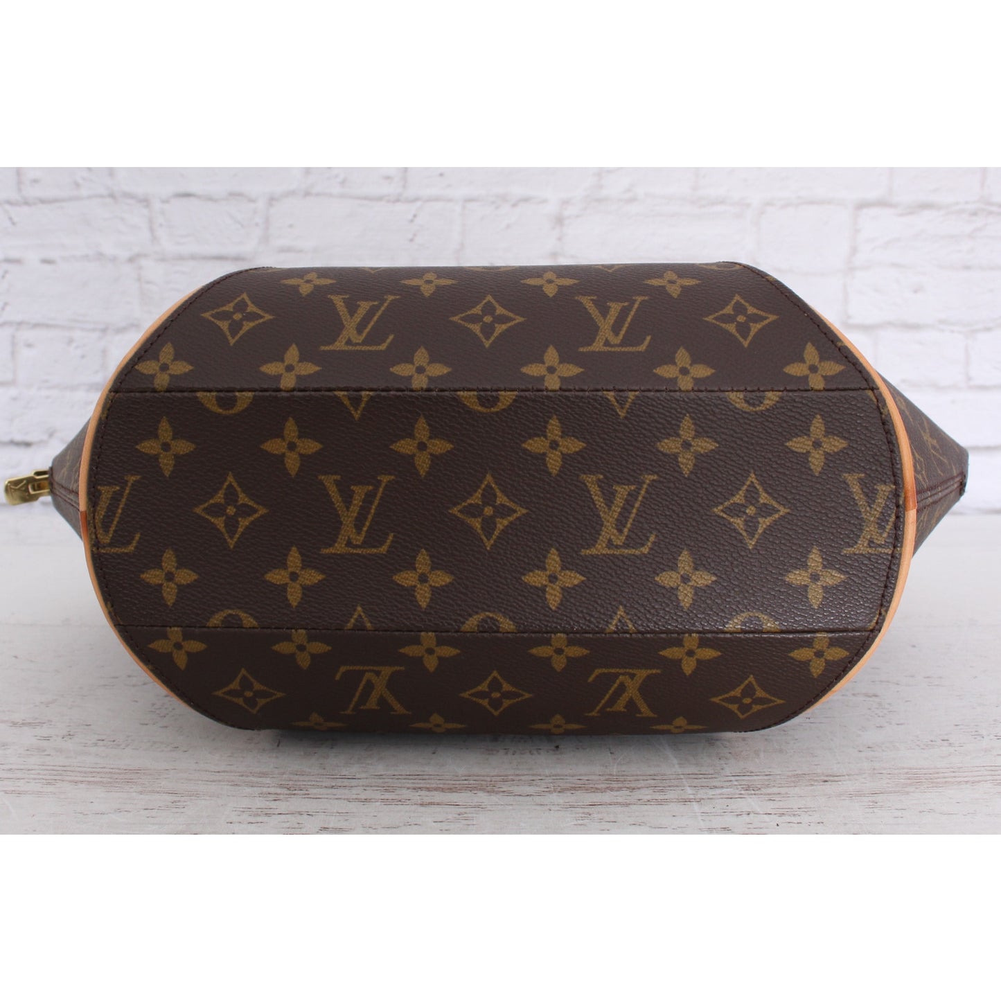 Louis Vuitton Ellipse MM Monogram Satchel