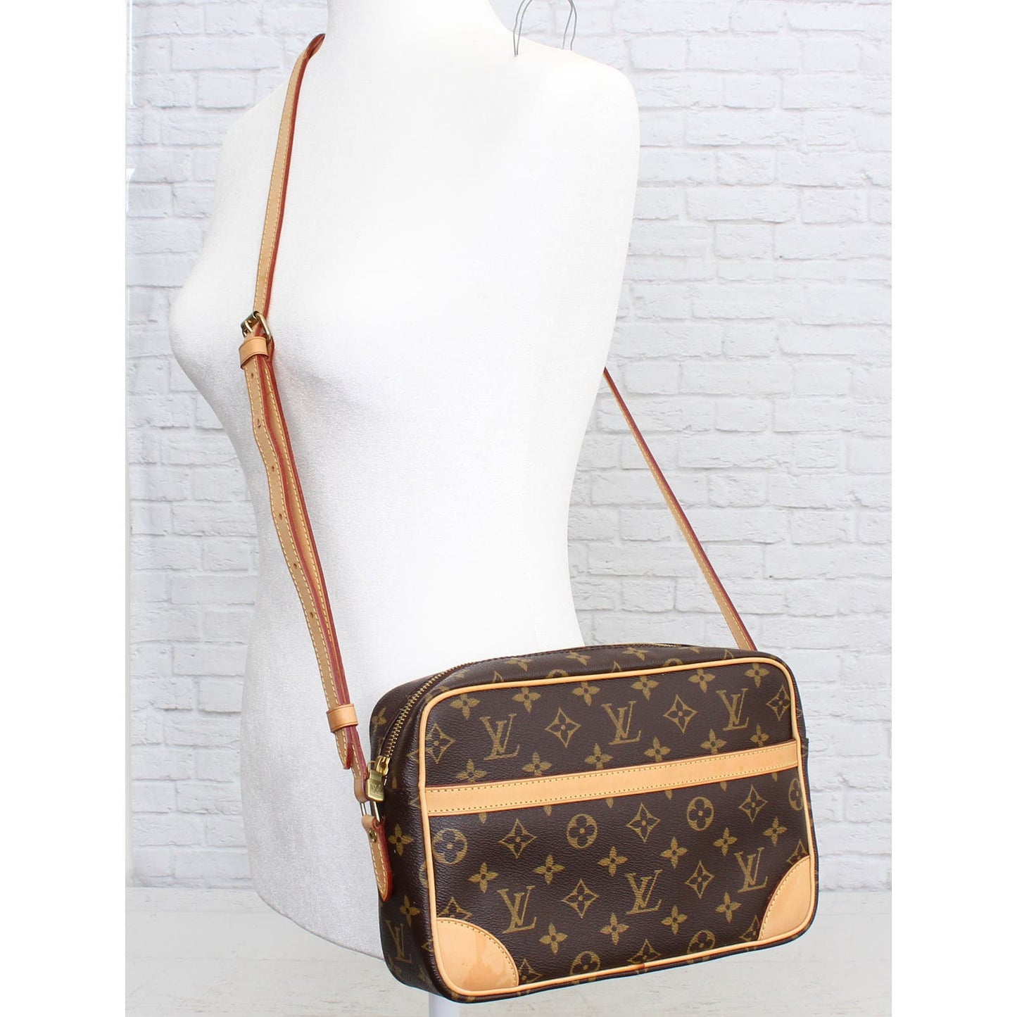 Louis Vuitton Trocadero 24 PM Monogram Crossbody