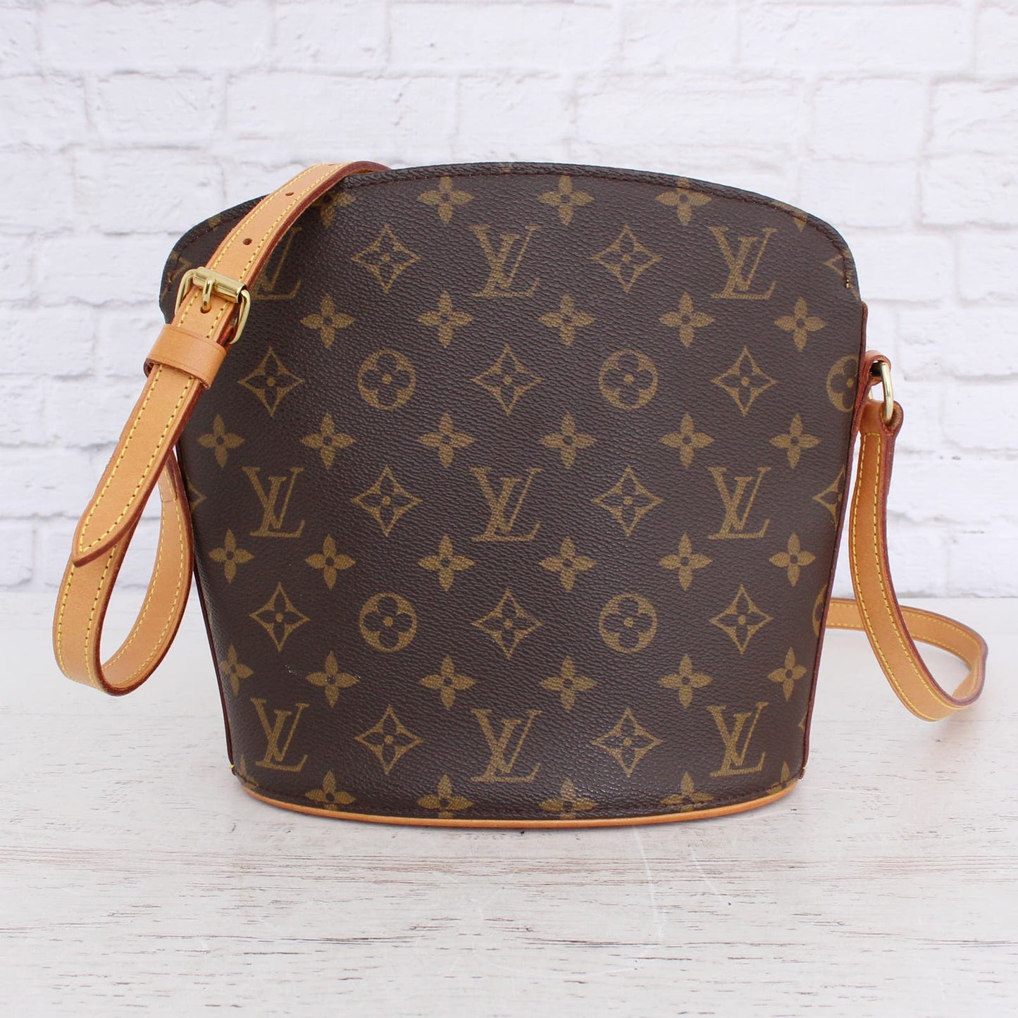 Louis Vuitton Drouot Monogram Crossbody & Shoulder Bag Brown Leather