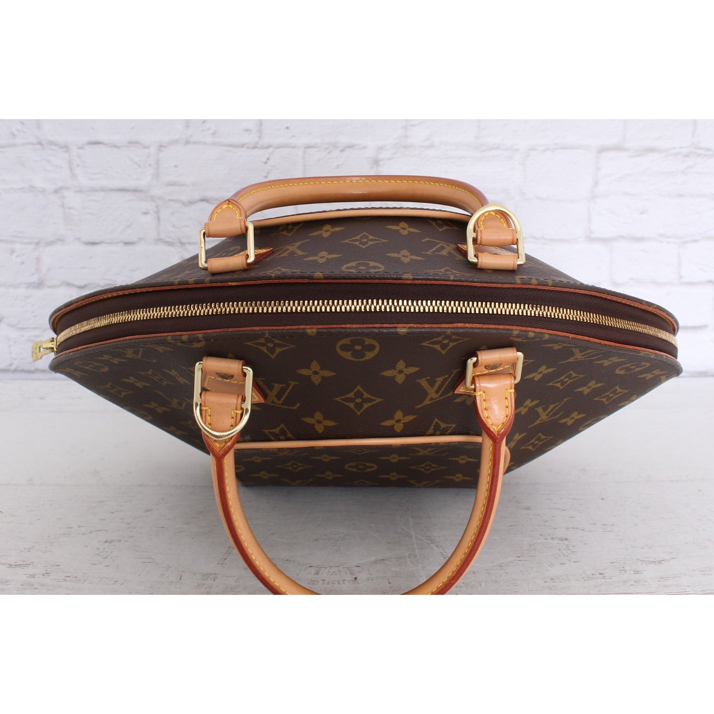 Louis Vuitton Ellipse MM Monogram Satchel