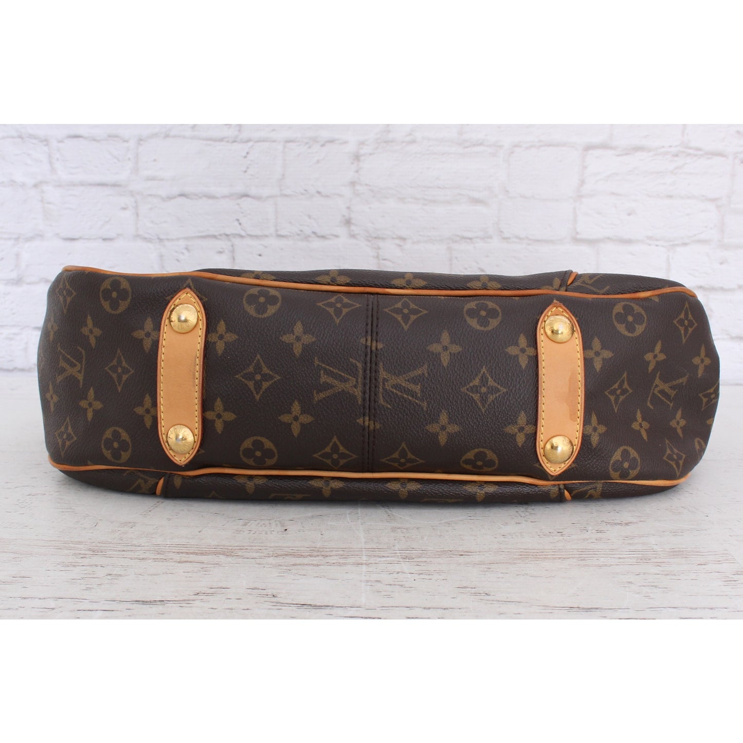 Louis Vuitton Galliera PM Monogram Shoulder Bag