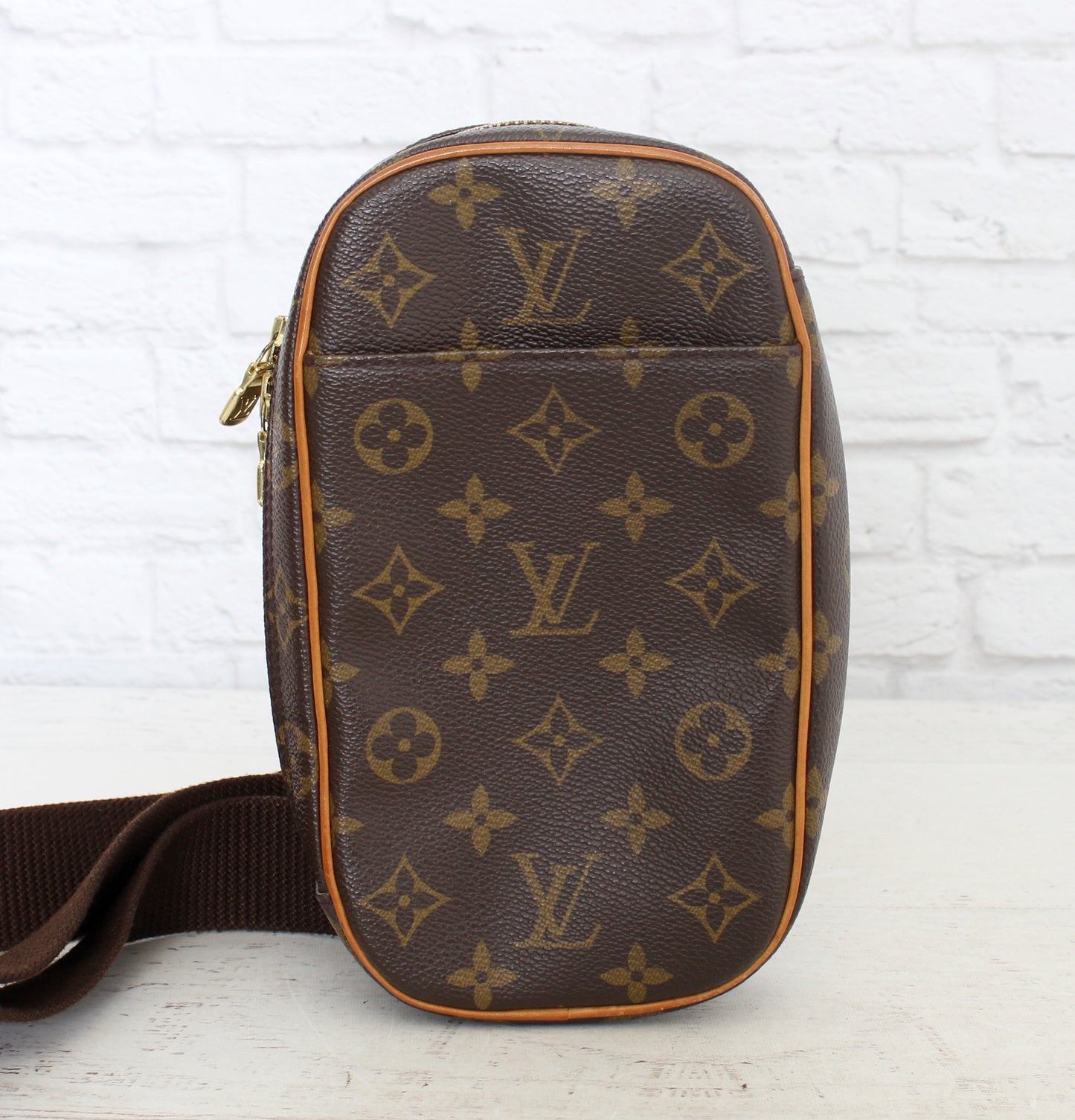 Louis Vuitton Pochette Monogram Bumbag Great Condition